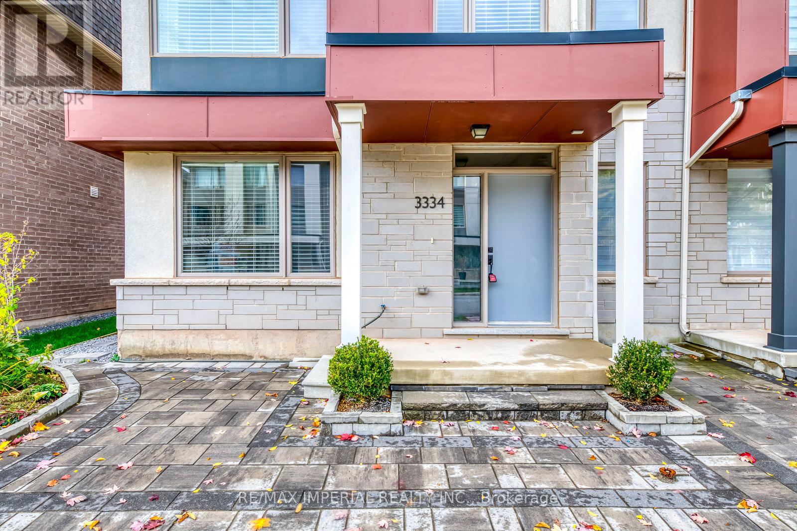 3334 Carding Mill Trail, Oakville, Ontario  L6M 1R7 - Photo 3 - W12584184