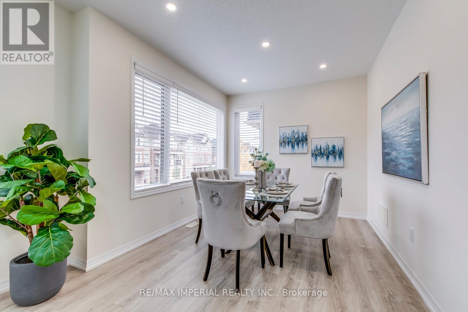 3334 Carding Mill Trail, Oakville, Ontario  L6M 1R7 - Photo 30 - W12584184