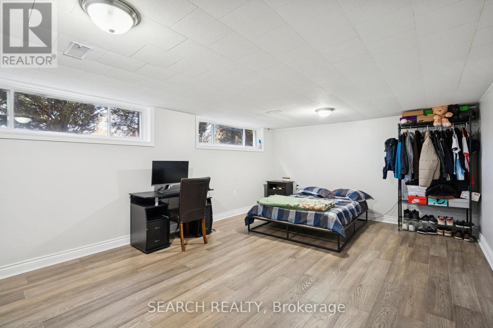 151 The Westway, Toronto, Ontario  M9P 2B6 - Photo 26 - W12584200