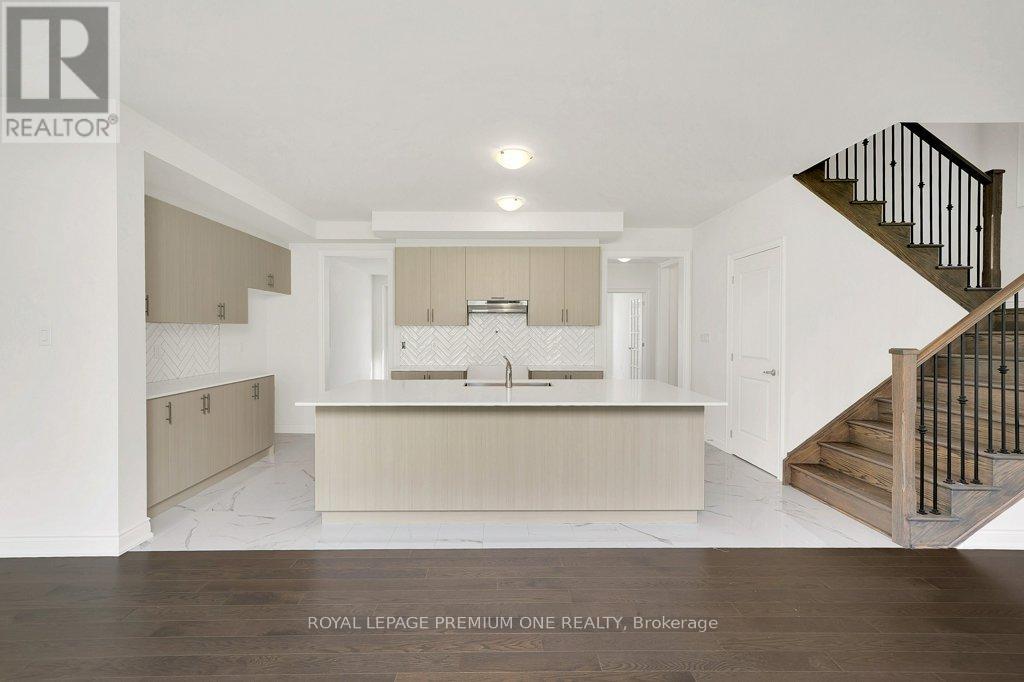 32 James Walker Avenue, Caledon, Ontario  L7C 0H1 - Photo 10 - W12584204