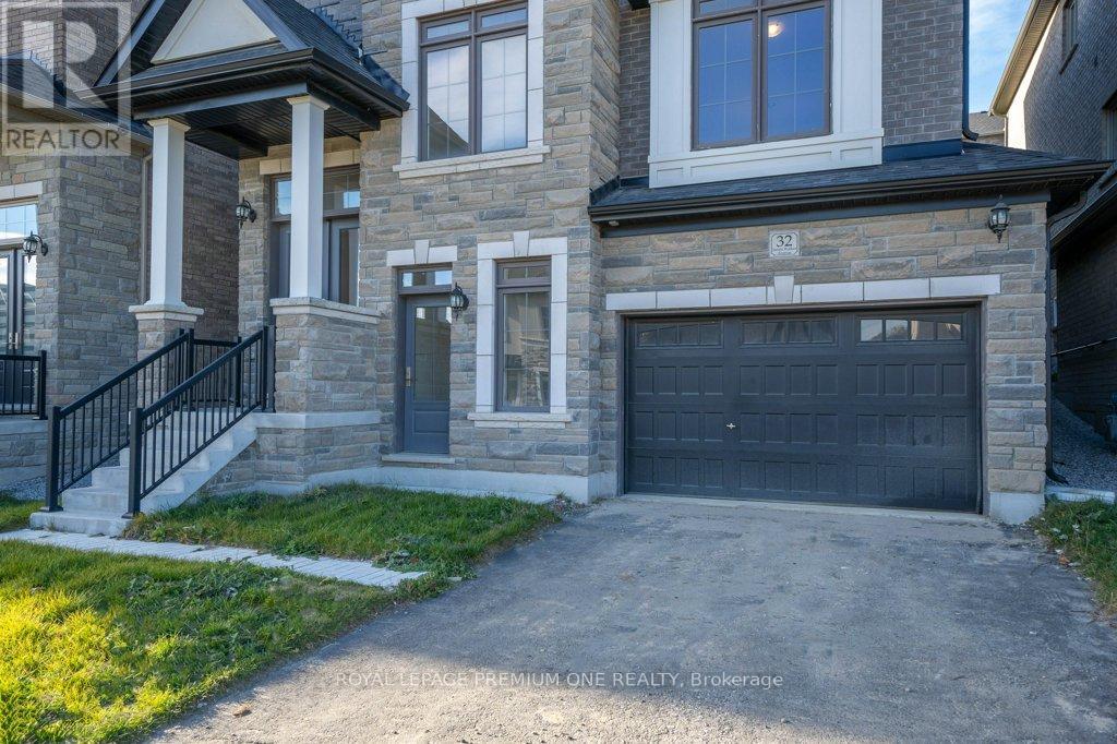 32 James Walker Avenue, Caledon, Ontario  L7C 0H1 - Photo 35 - W12584204