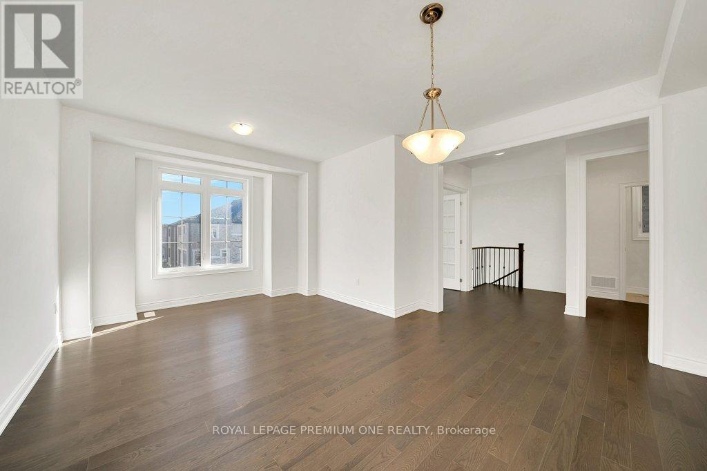 32 James Walker Avenue, Caledon, Ontario  L7C 0H1 - Photo 6 - W12584204