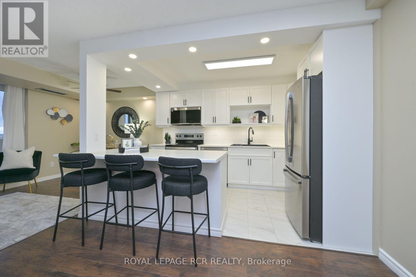 802 - 8 Fead Street, Orangeville, Ontario  L9W 3X4 - Photo 10 - W12584232