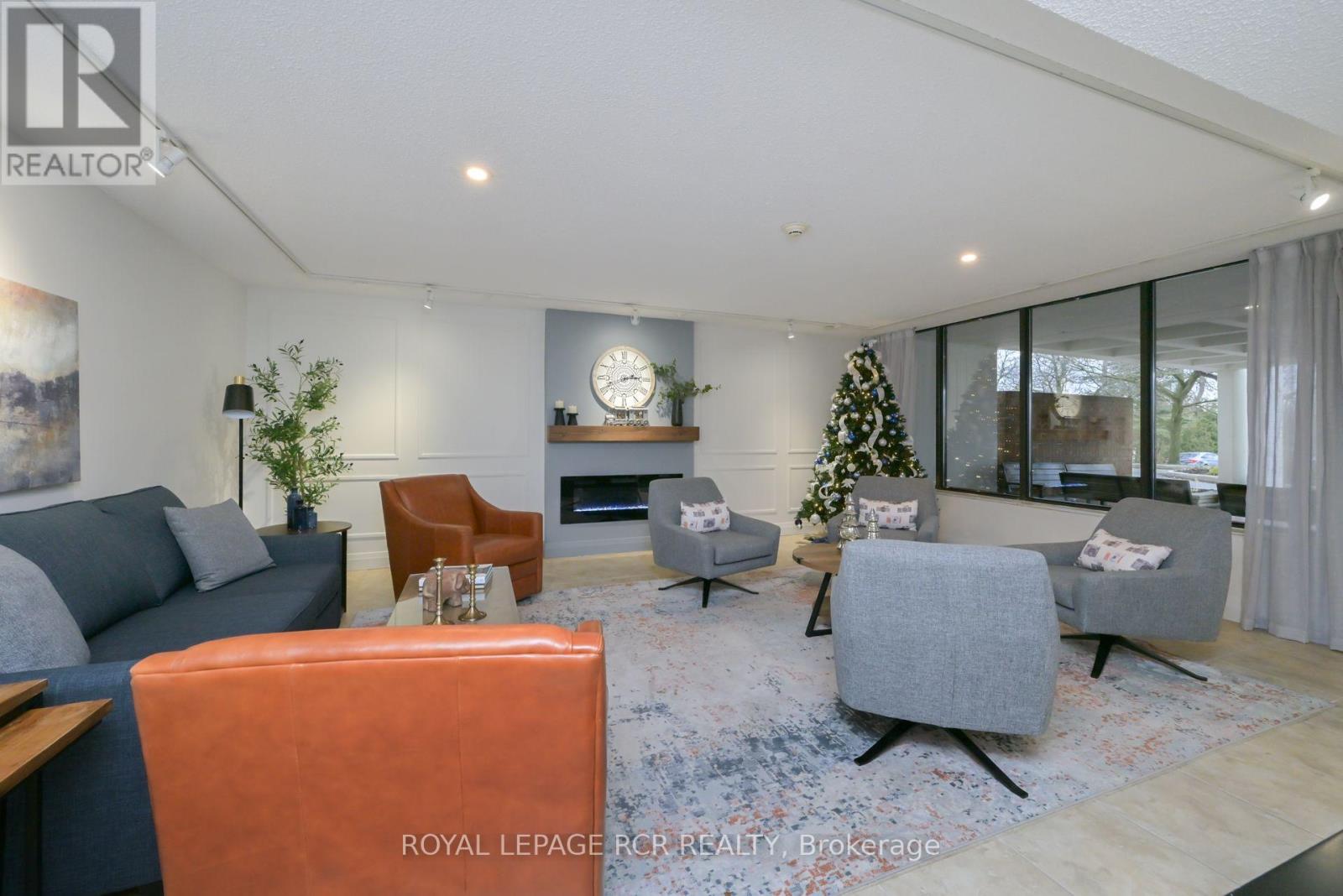 802 - 8 Fead Street, Orangeville, Ontario  L9W 3X4 - Photo 5 - W12584232