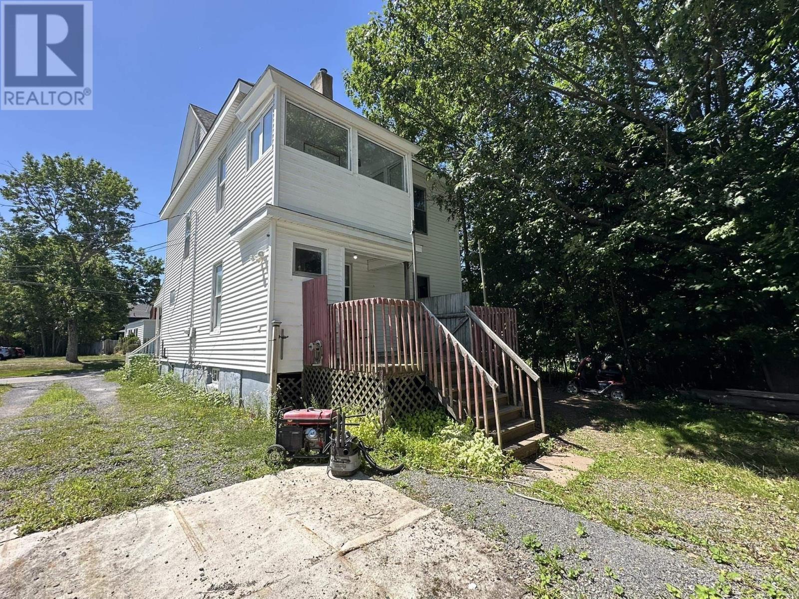 12 Fairview Avenue, Stellarton, Nova Scotia  B0K 1S0 - Photo 5 - 202520030