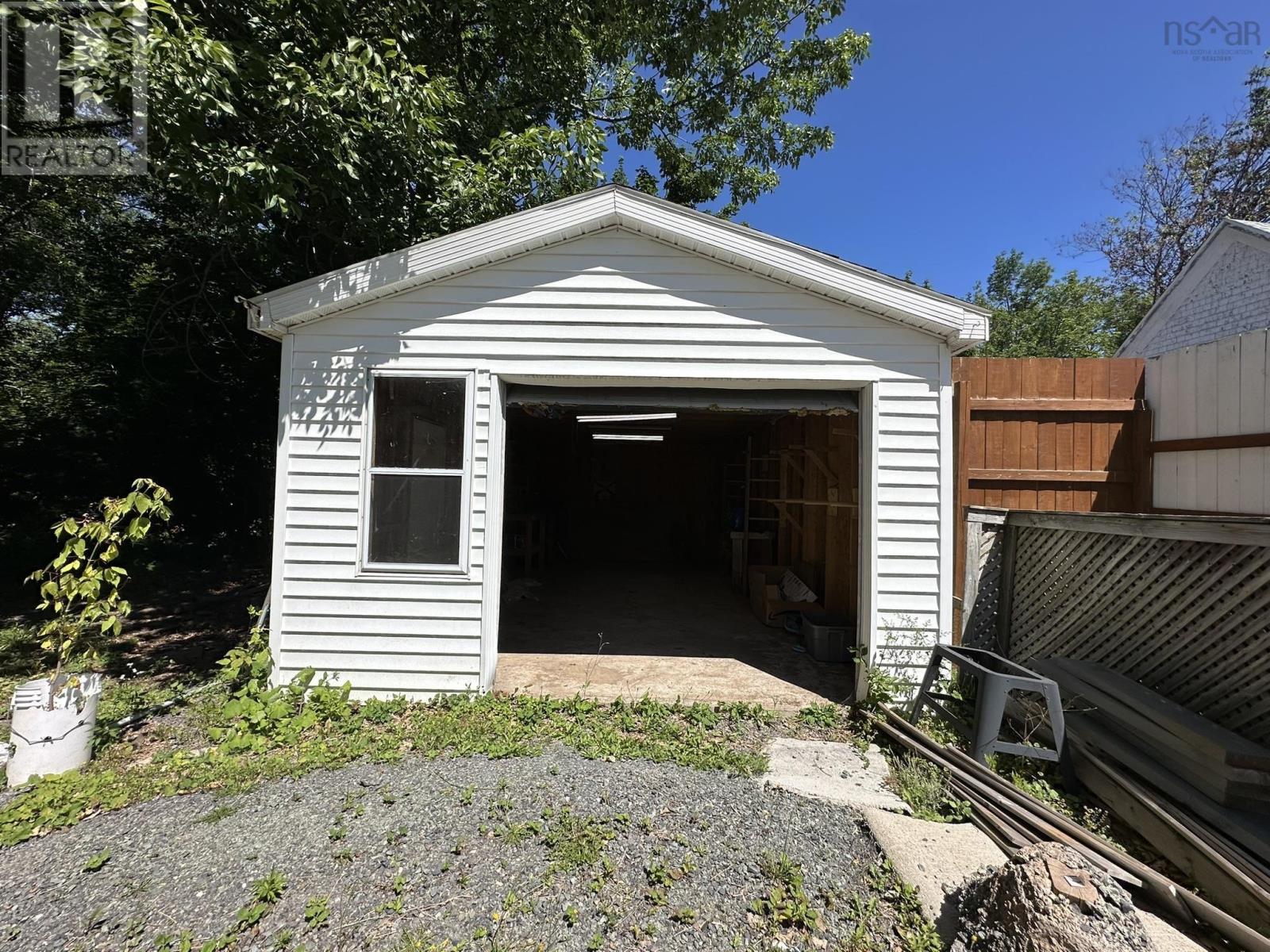 12 Fairview Avenue, Stellarton, Nova Scotia  B0K 1S0 - Photo 40 - 202520030