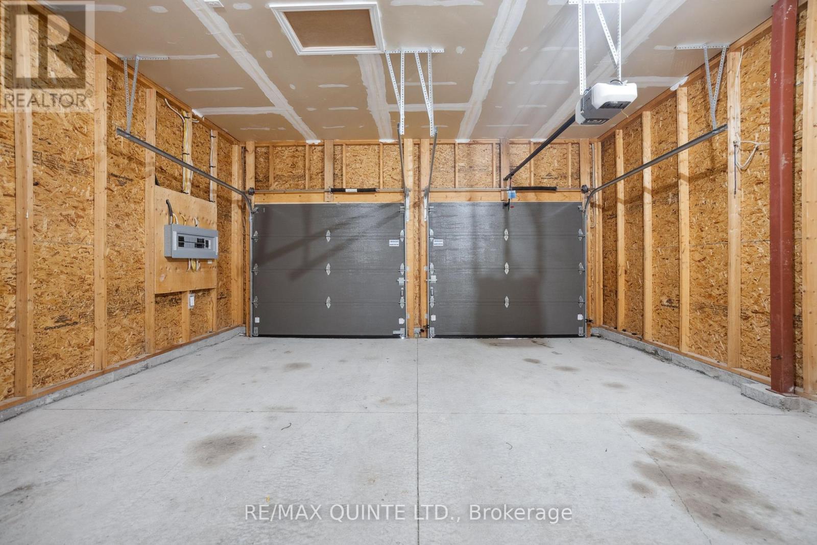 91 Hampton Ridge Drive E, Belleville, Ontario  K8N 0E6 - Photo 39 - X12436749