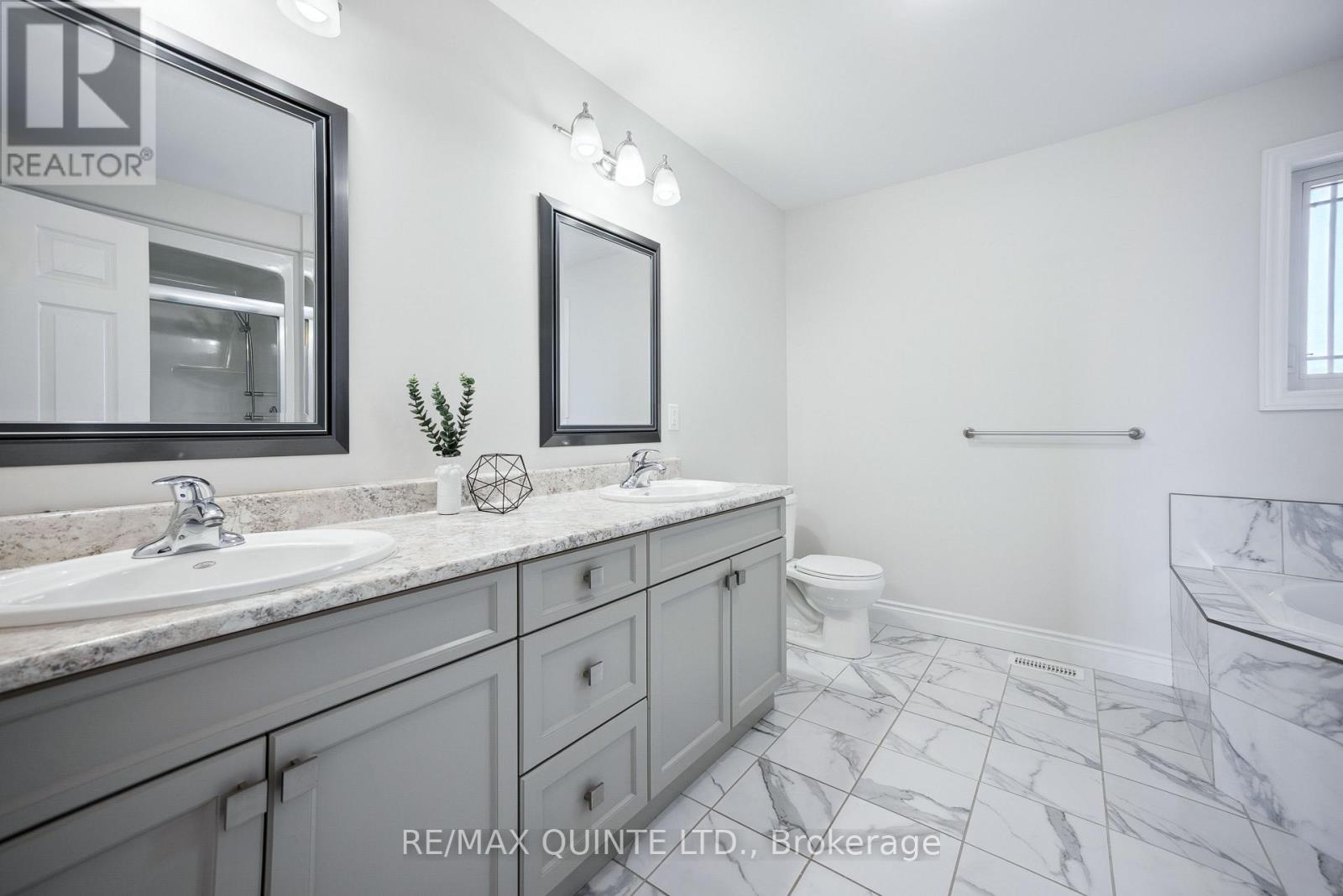 91 Hampton Ridge Drive E, Belleville, Ontario  K8N 0E6 - Photo 29 - X12436749