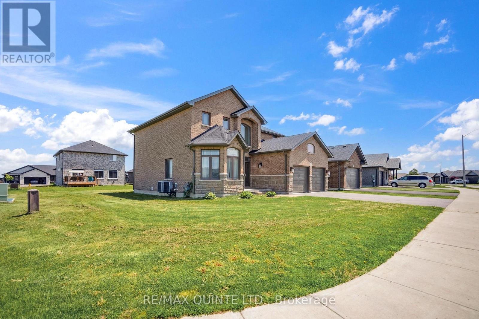 91 Hampton Ridge Drive E, Belleville, Ontario  K8N 0E6 - Photo 44 - X12436749