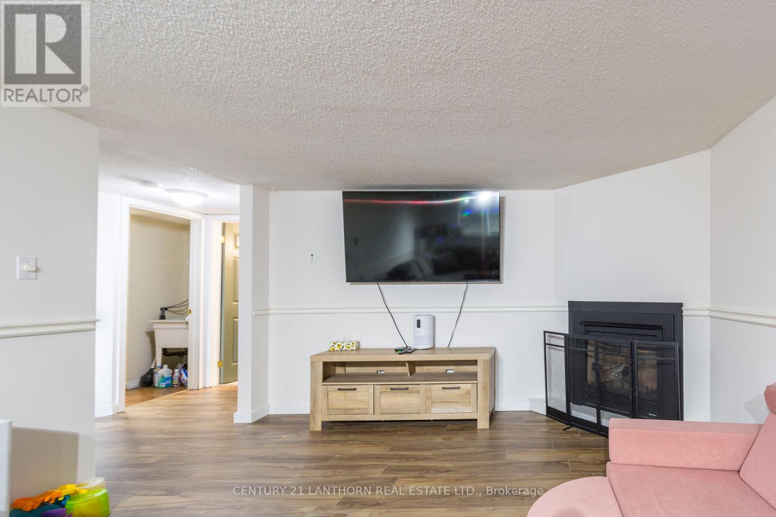 94 North Murray Street, Quinte West, Ontario  K8V 2E7 - Photo 21 - X12584266