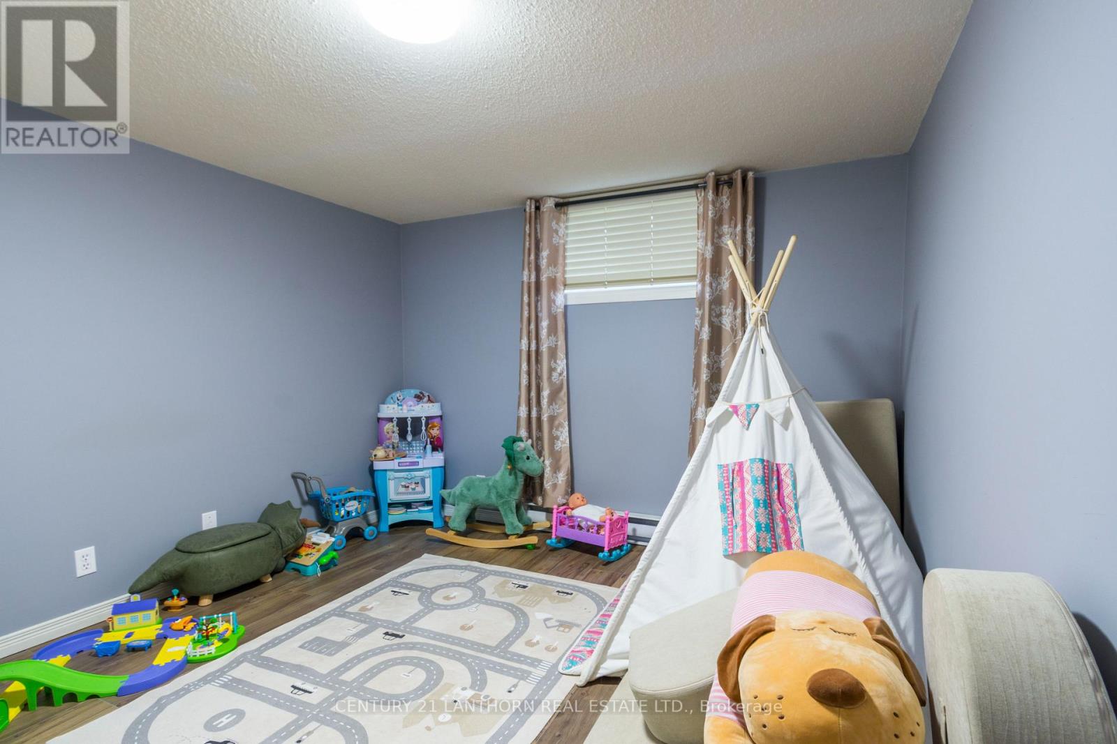 94 North Murray Street, Quinte West, Ontario  K8V 2E7 - Photo 23 - X12584266