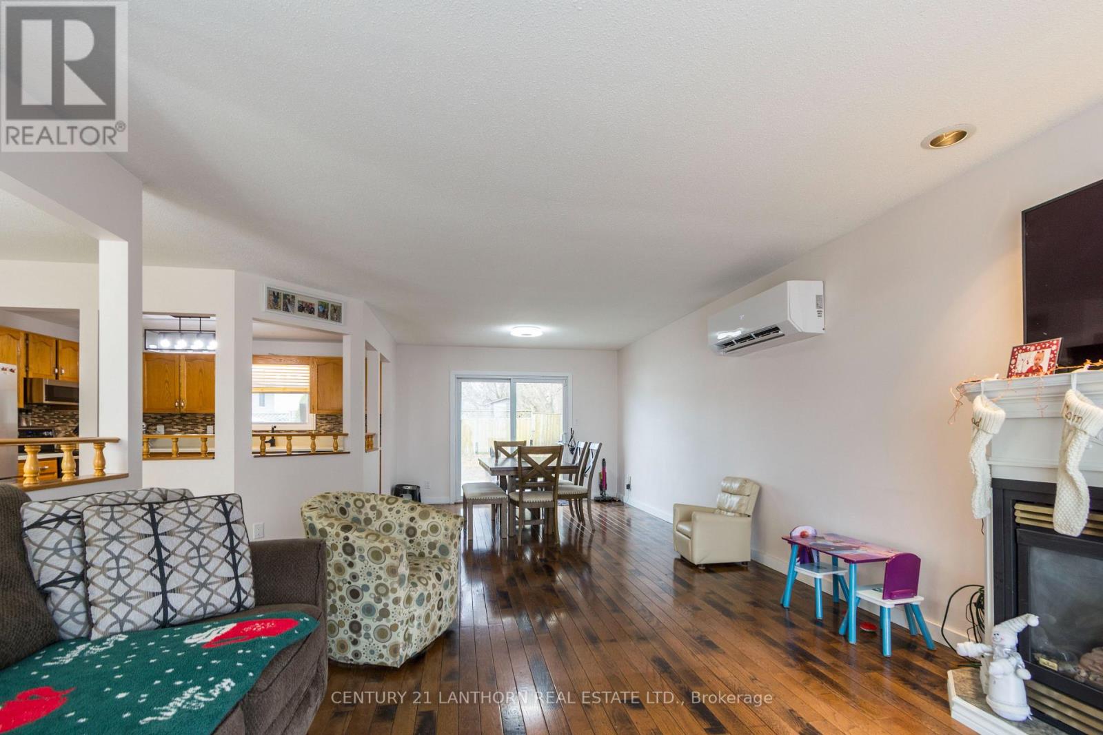 94 North Murray Street, Quinte West, Ontario  K8V 2E7 - Photo 9 - X12584266