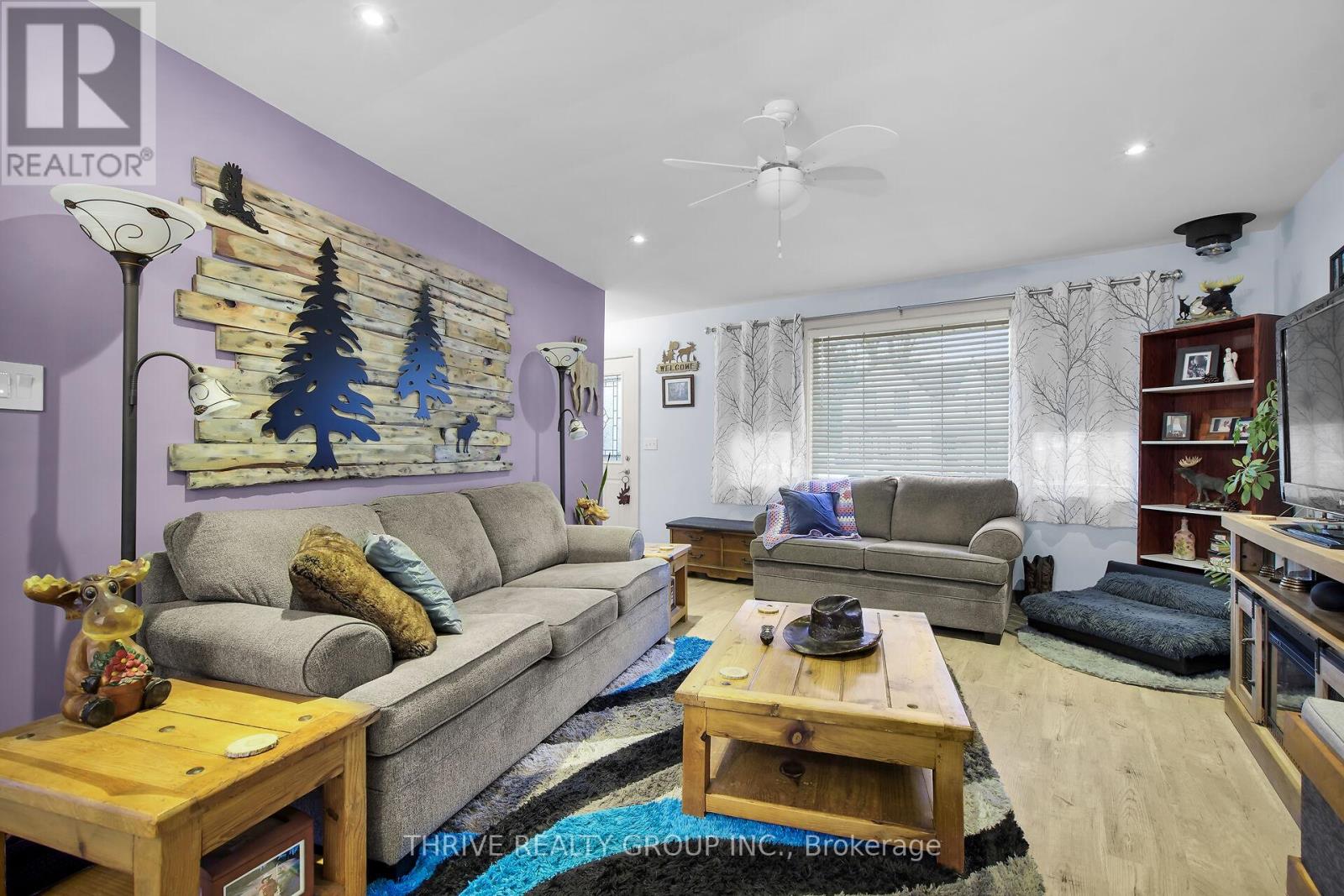 136 Victoria Street, Southwest Middlesex, Ontario  N0L 1M0 - Photo 12 - X12584246