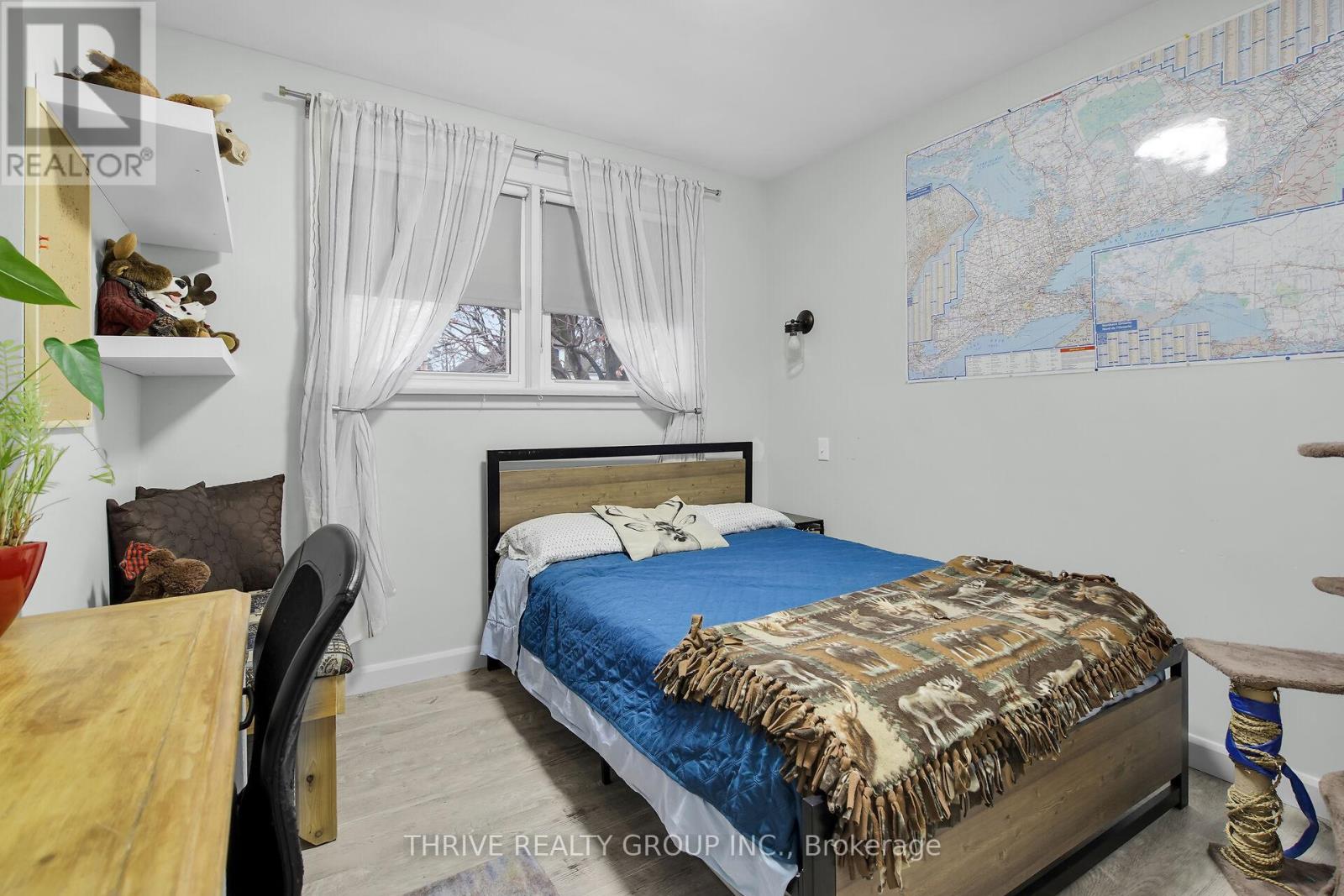 136 Victoria Street, Southwest Middlesex, Ontario  N0L 1M0 - Photo 14 - X12584246