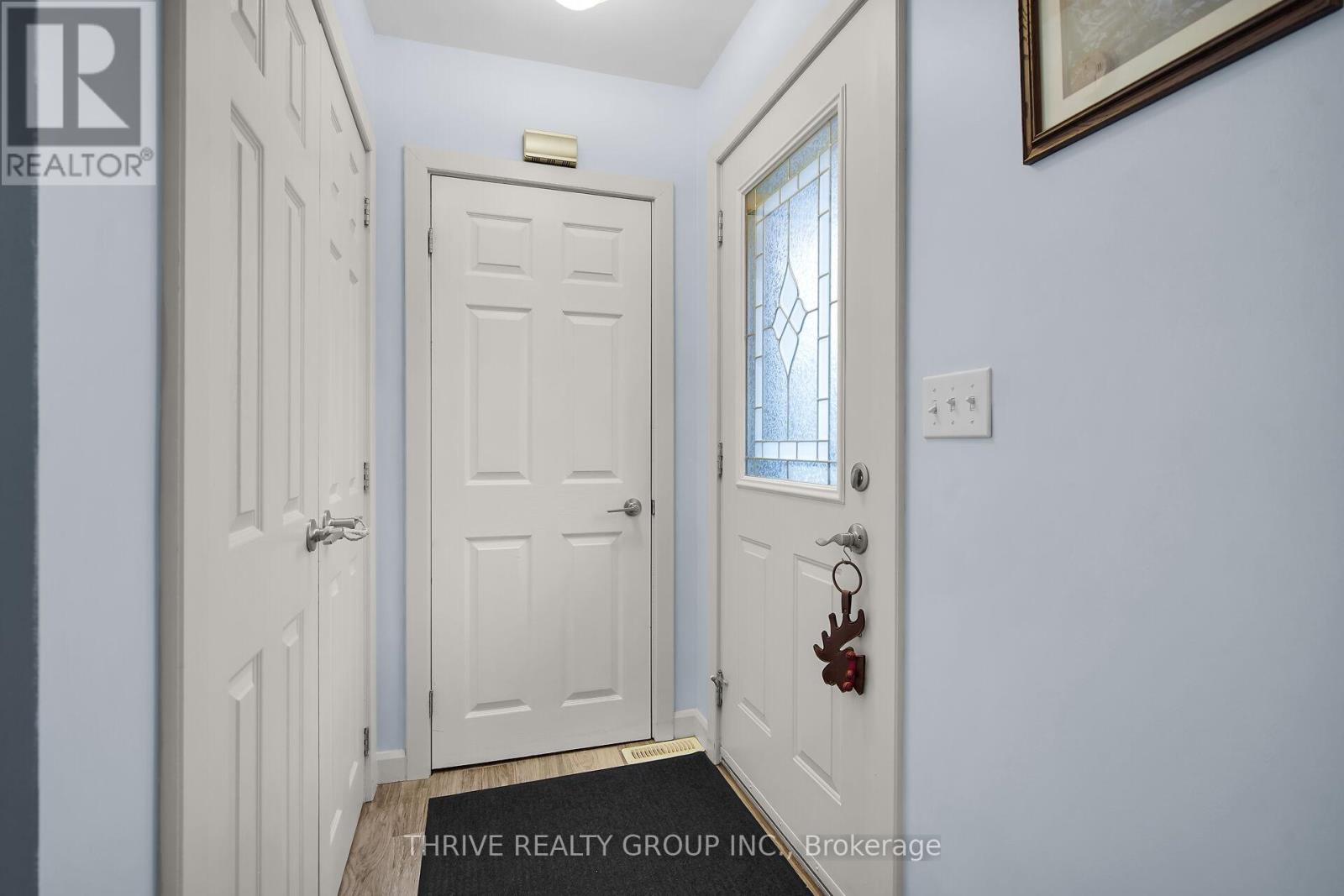 136 Victoria Street, Southwest Middlesex, Ontario  N0L 1M0 - Photo 21 - X12584246