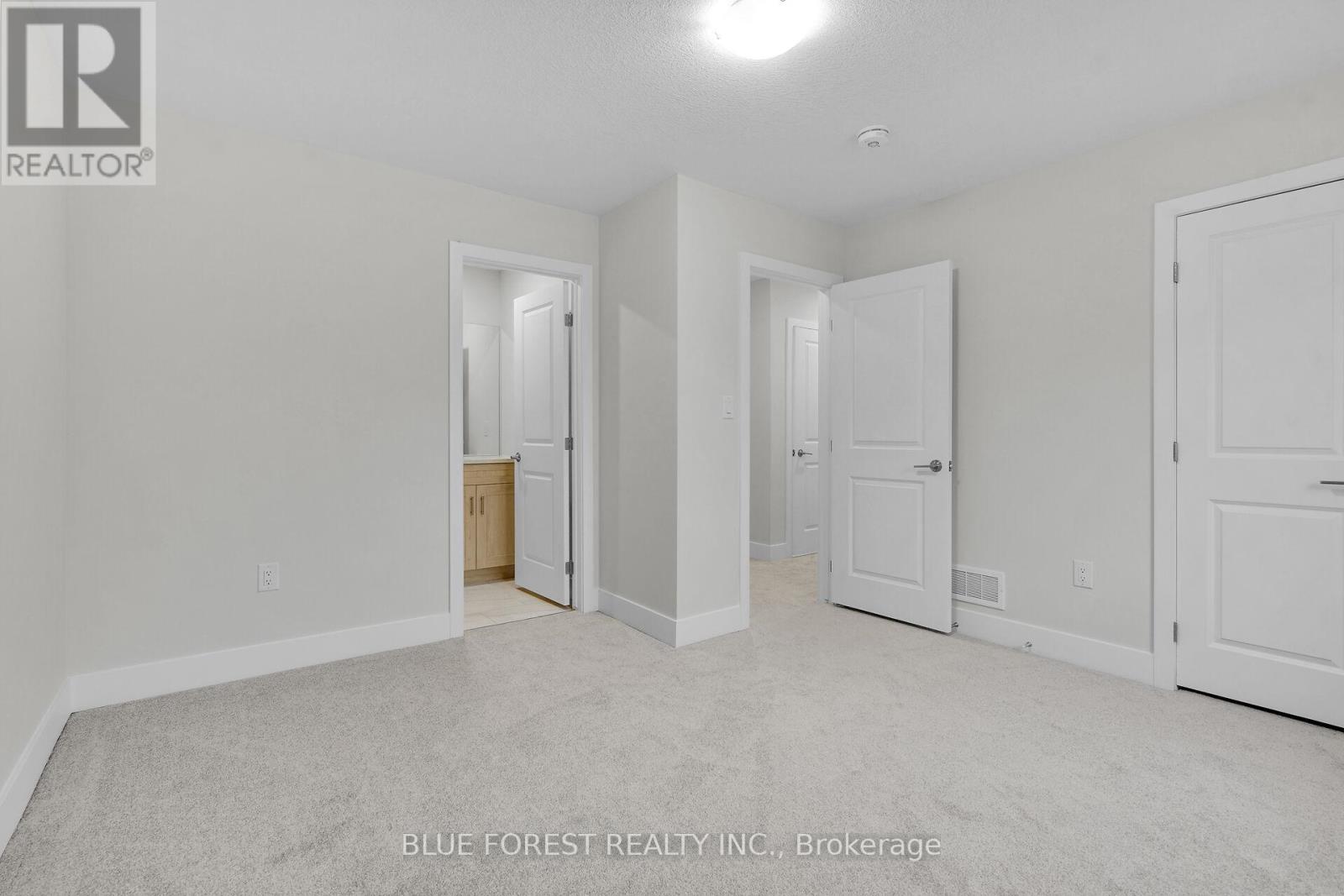 143 Marconi Court, London East, Ontario  N5V 0C9 - Photo 12 - X12584258