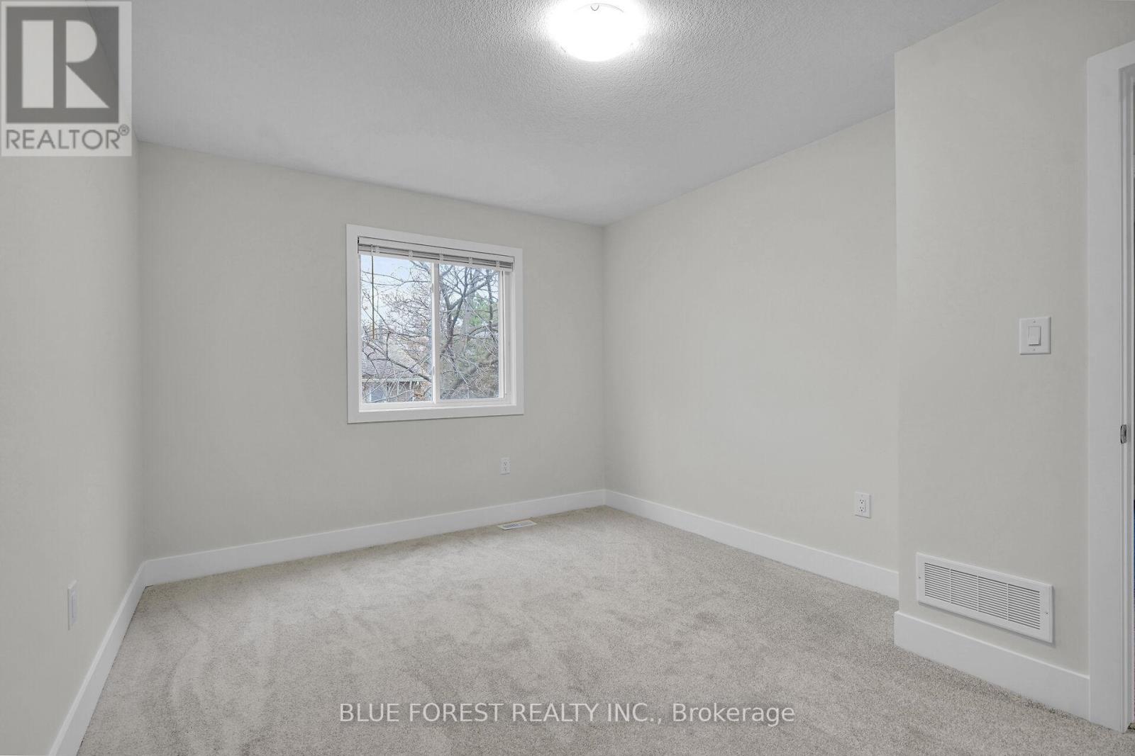 143 Marconi Court, London East, Ontario  N5V 0C9 - Photo 13 - X12584258