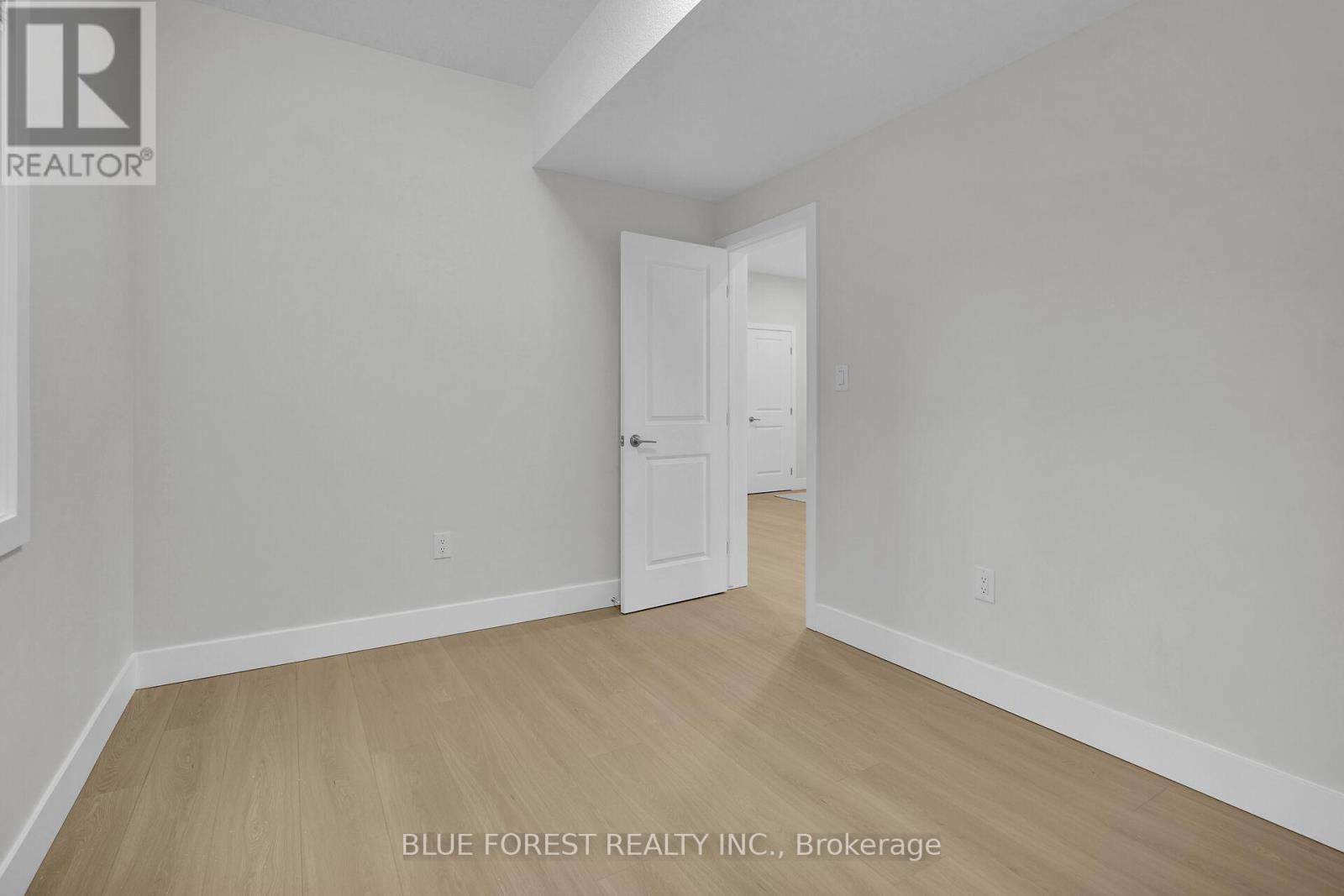 143 Marconi Court, London East, Ontario  N5V 0C9 - Photo 28 - X12584258