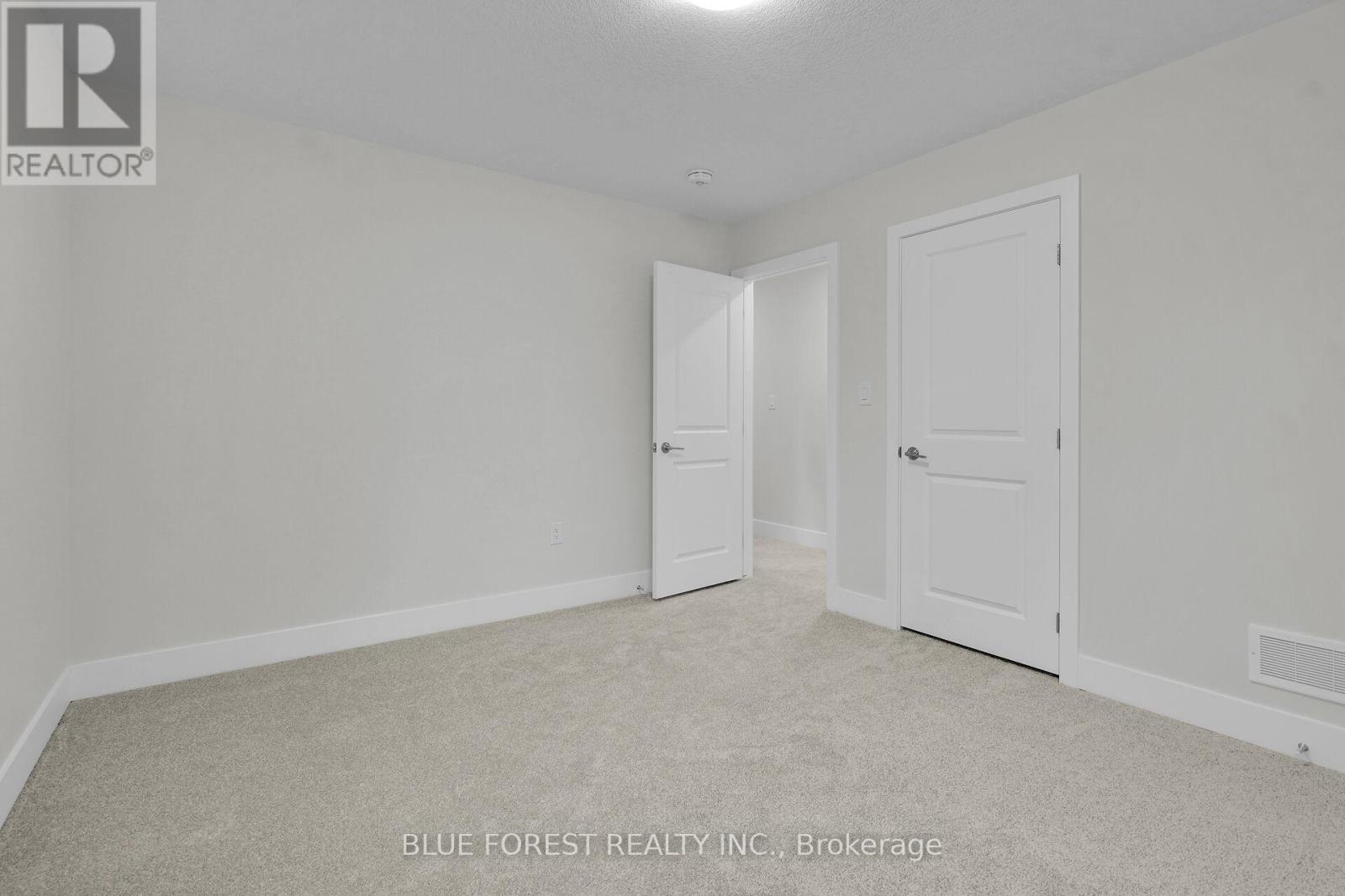 143 Marconi Court, London East, Ontario  N5V 0C9 - Photo 41 - X12584258