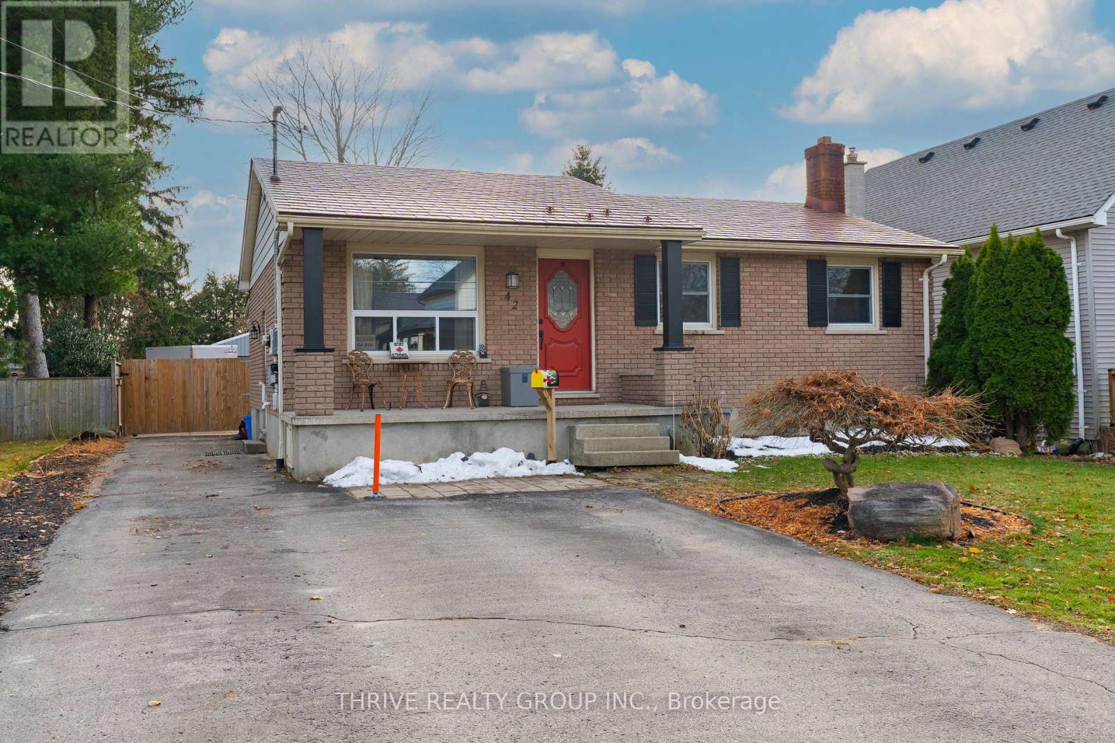 42 South Street W, Aylmer, Ontario  N5H 1R1 - Photo 3 - X12584262