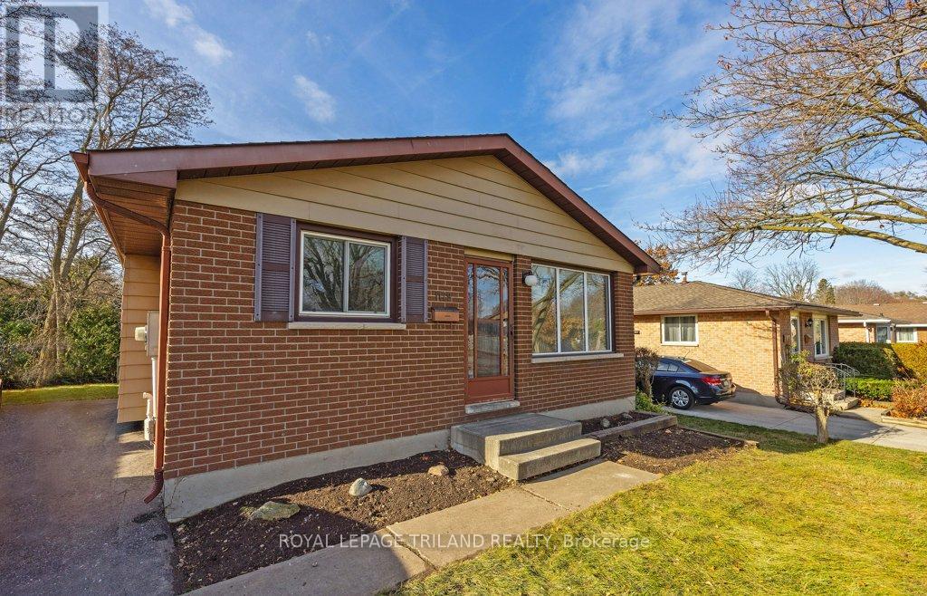 1179 Gatewood Road, London East, Ontario  N5Y 4Z2 - Photo 3 - X12584264