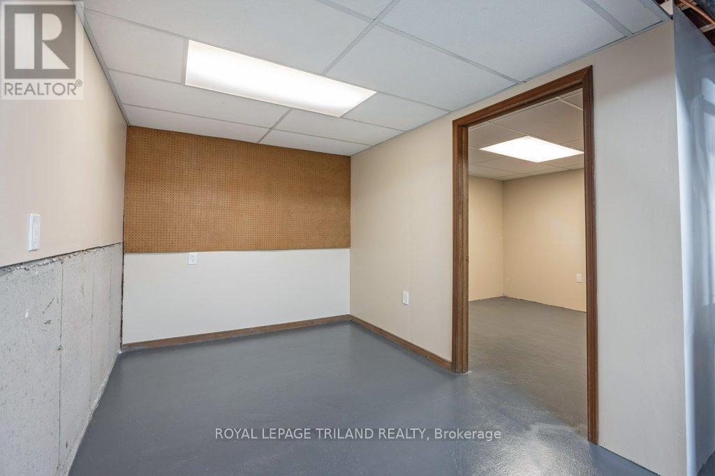 1179 Gatewood Road, London East, Ontario  N5Y 4Z2 - Photo 36 - X12584264