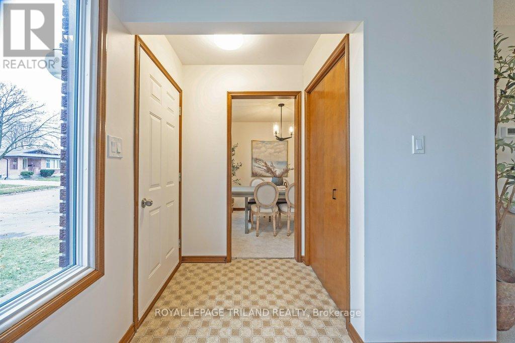 1179 Gatewood Road, London East, Ontario  N5Y 4Z2 - Photo 4 - X12584264