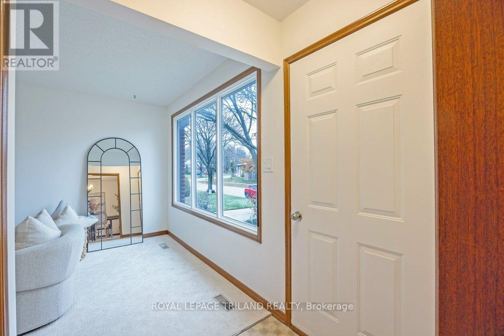 1179 Gatewood Road, London East, Ontario  N5Y 4Z2 - Photo 5 - X12584264