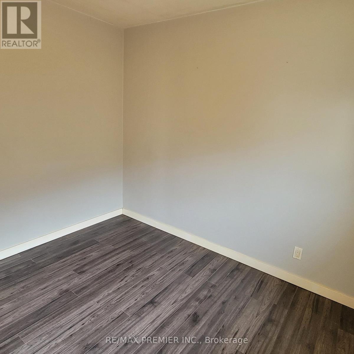 20 Heavitree Drive, Toronto, Ontario  M3L 1K6 - Photo 17 - W12583738