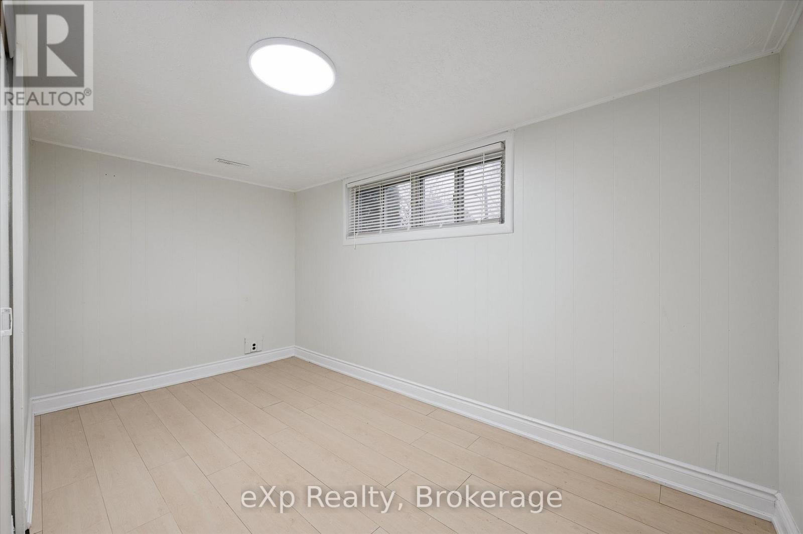 53 Nicklin Crescent, Guelph, Ontario  N1H 5G1 - Photo 36 - X12584274