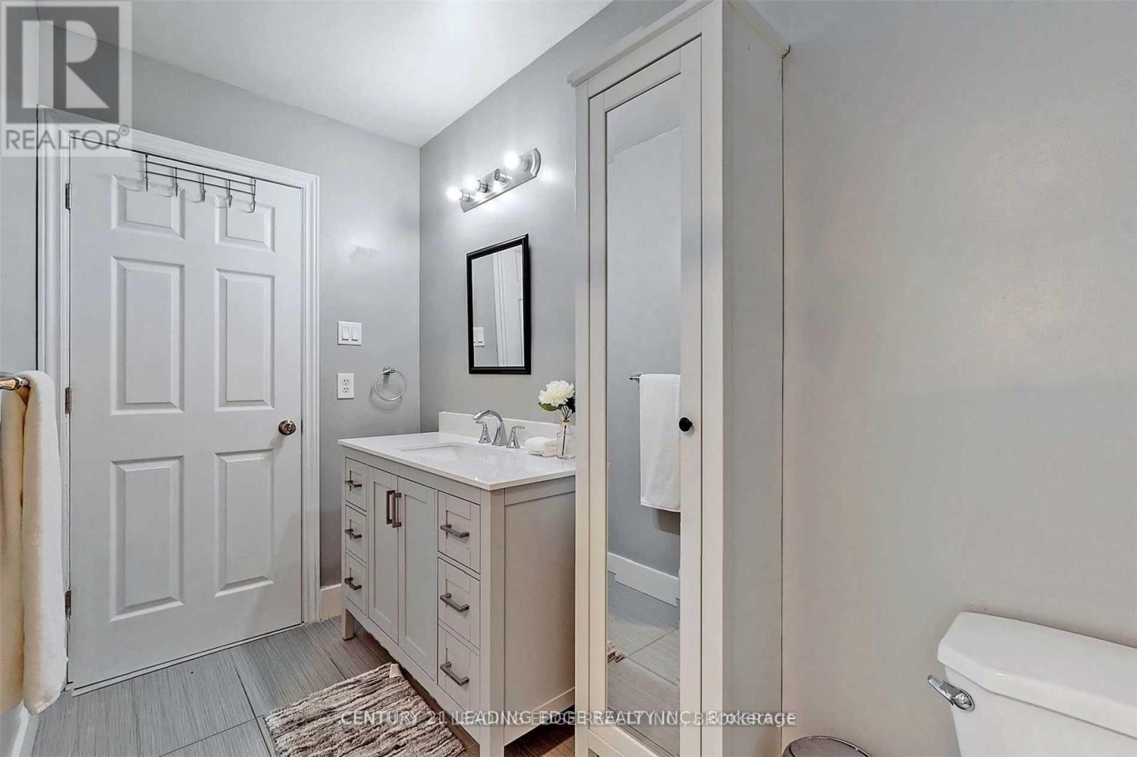 69 Fred Bland Crescent, Toronto, Ontario  M1J 3L7 - Photo 14 - E12584270