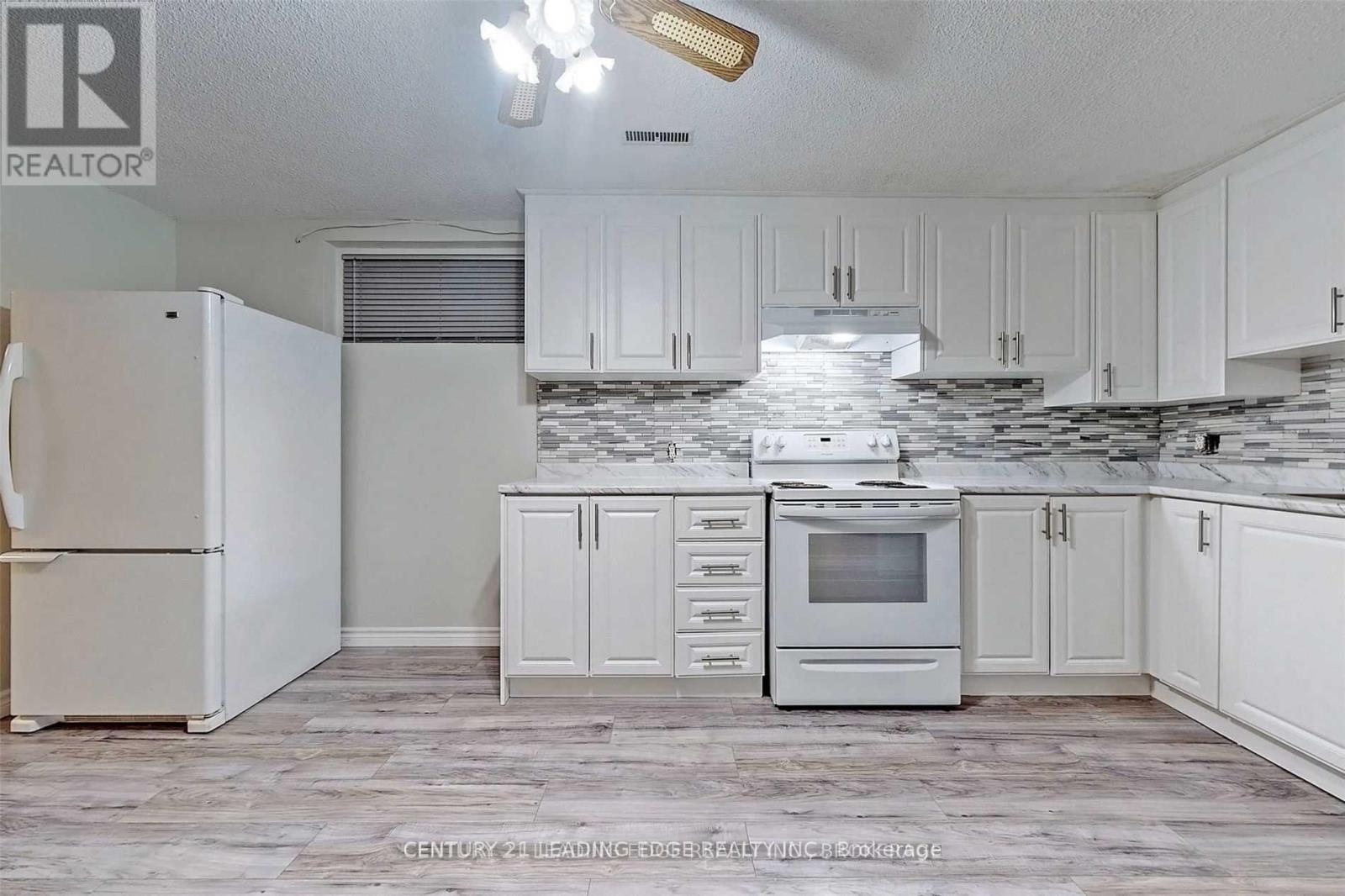 69 Fred Bland Crescent, Toronto, Ontario  M1J 3L7 - Photo 23 - E12584270