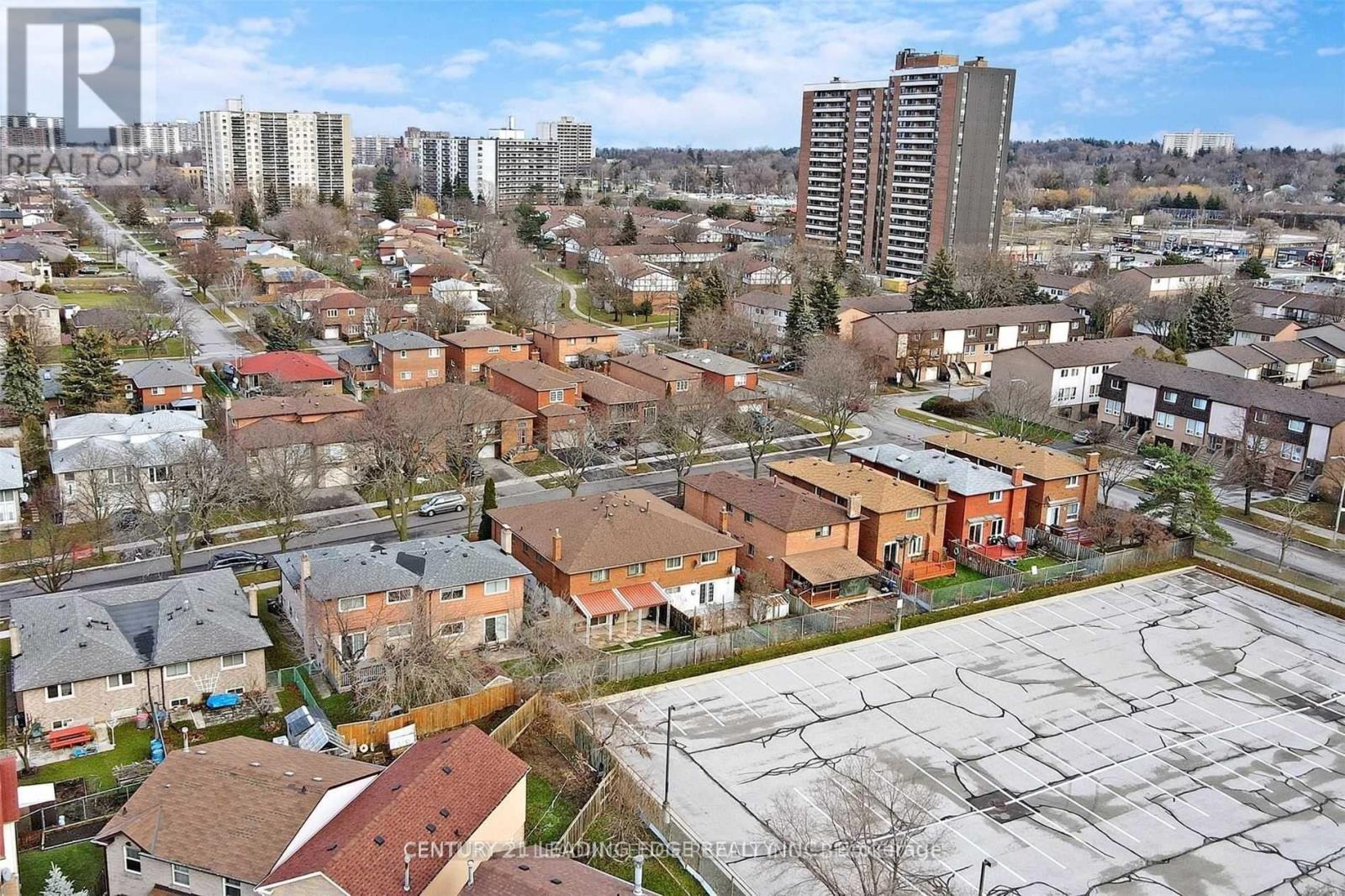 69 Fred Bland Crescent, Toronto, Ontario  M1J 3L7 - Photo 36 - E12584270