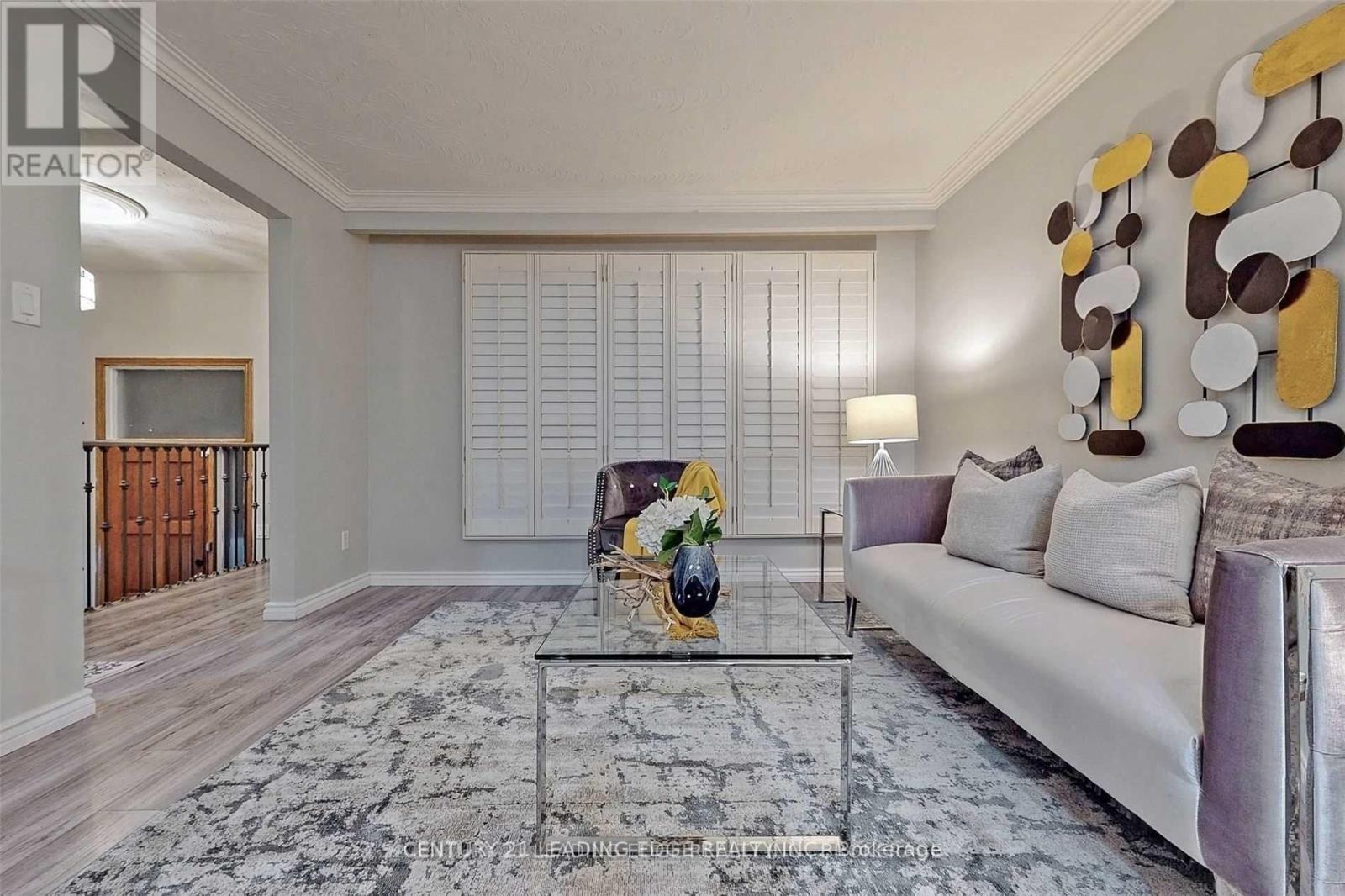 69 Fred Bland Crescent, Toronto, Ontario  M1J 3L7 - Photo 4 - E12584270