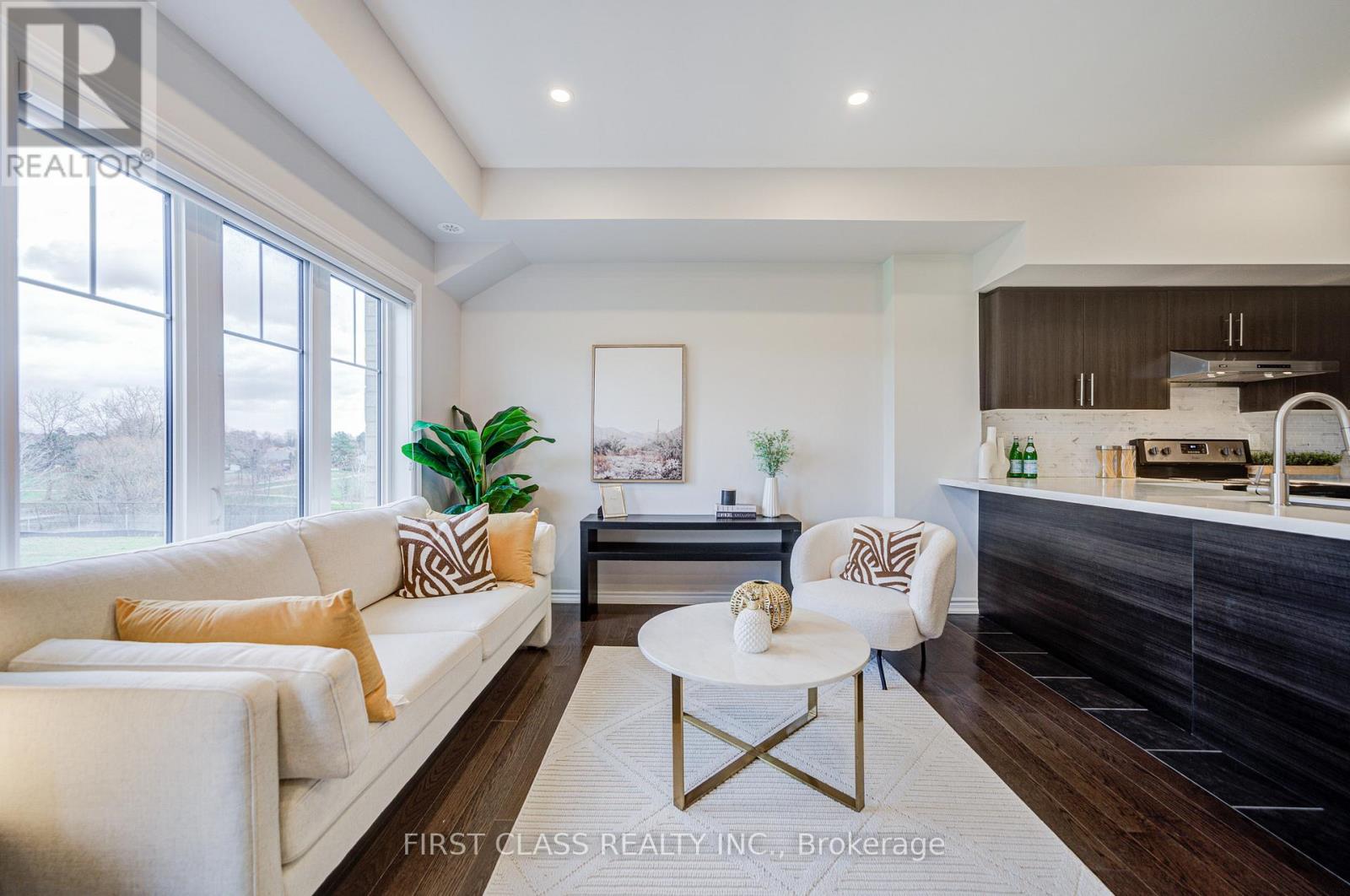 16 - 13 Eaton Park Lane, Toronto, Ontario  M1W 0A5 - Photo 3 - E12581156