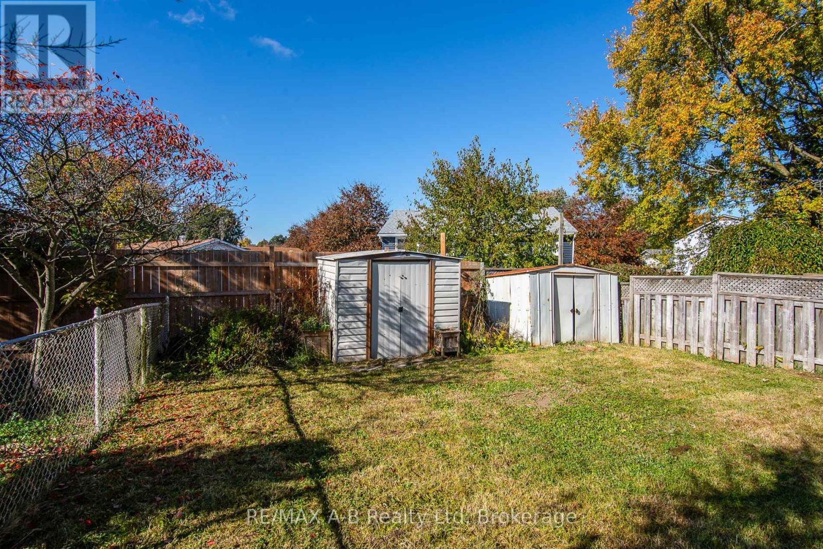 568 Devon Street, Stratford, Ontario  N4Z 1A9 - Photo 36 - X12486706