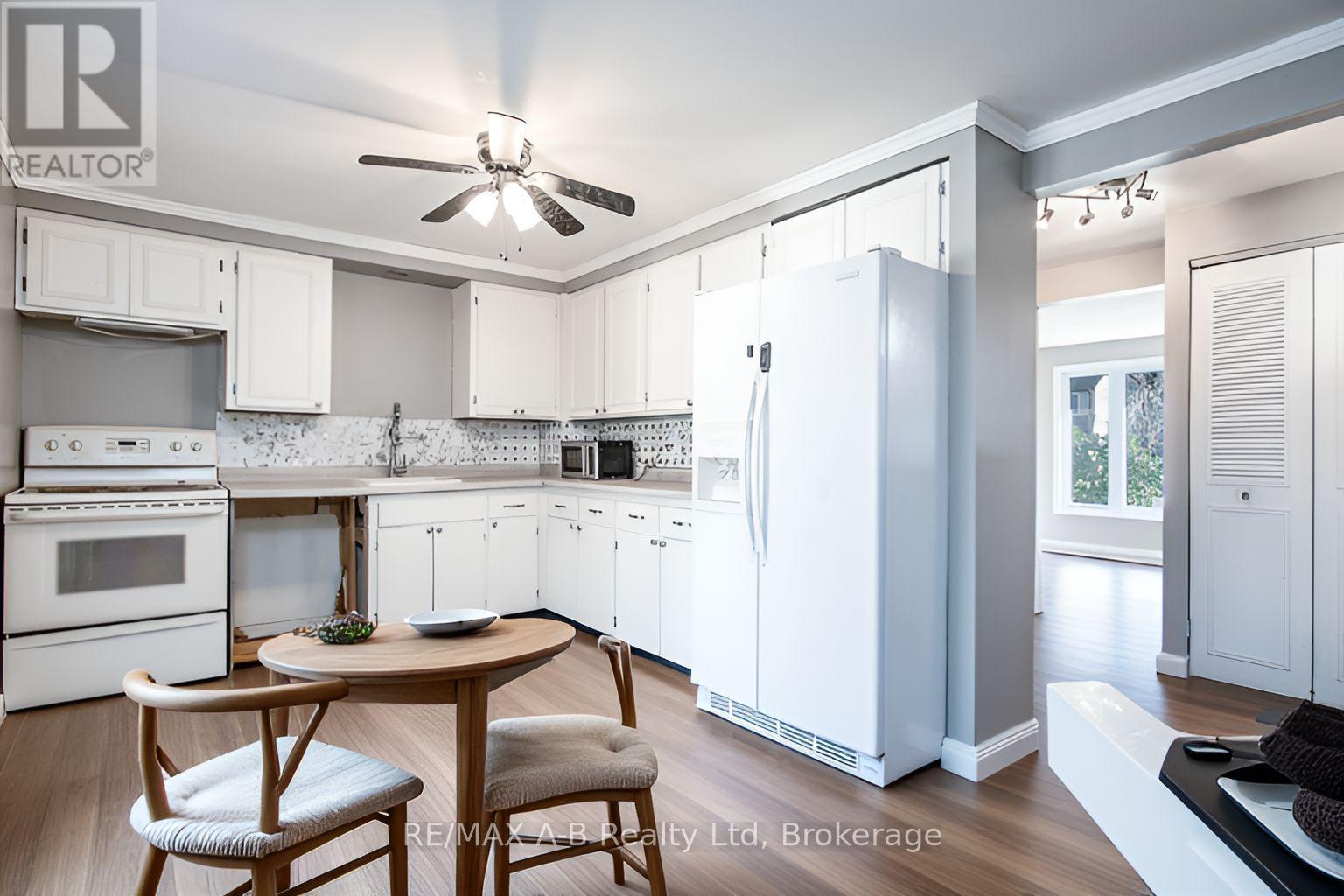 568 Devon Street, Stratford, Ontario  N4Z 1A9 - Photo 6 - X12486706