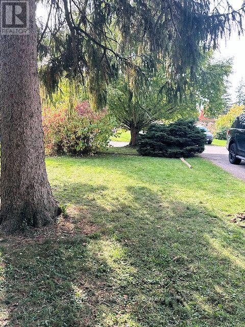 48 Franklin Drive, Stratford, Ontario  N5A 5P2 - Photo 4 - X12442881