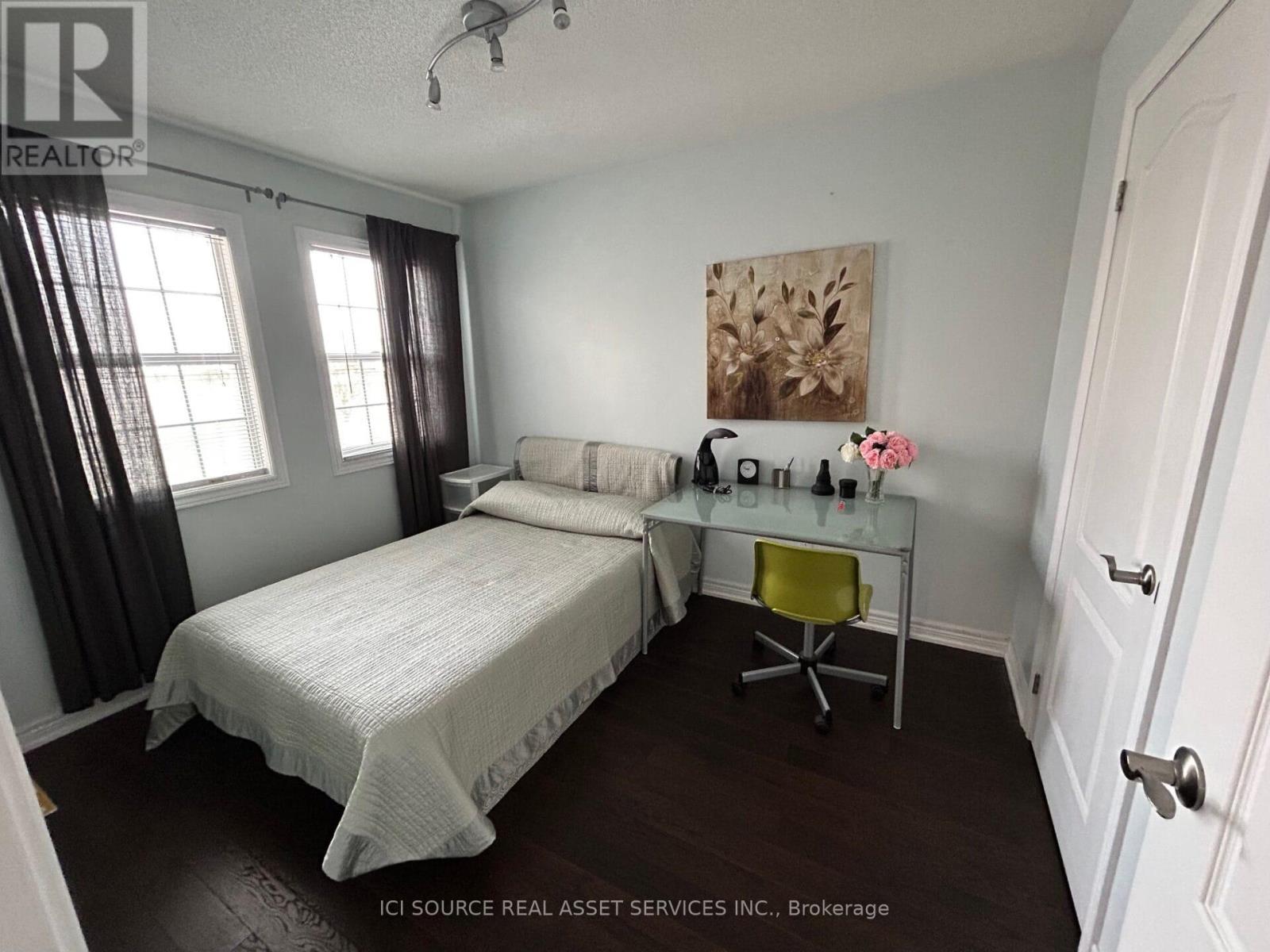 5579 Creditrise Place, Mississauga, Ontario  L5M 6E3 - Photo 10 - W12584280