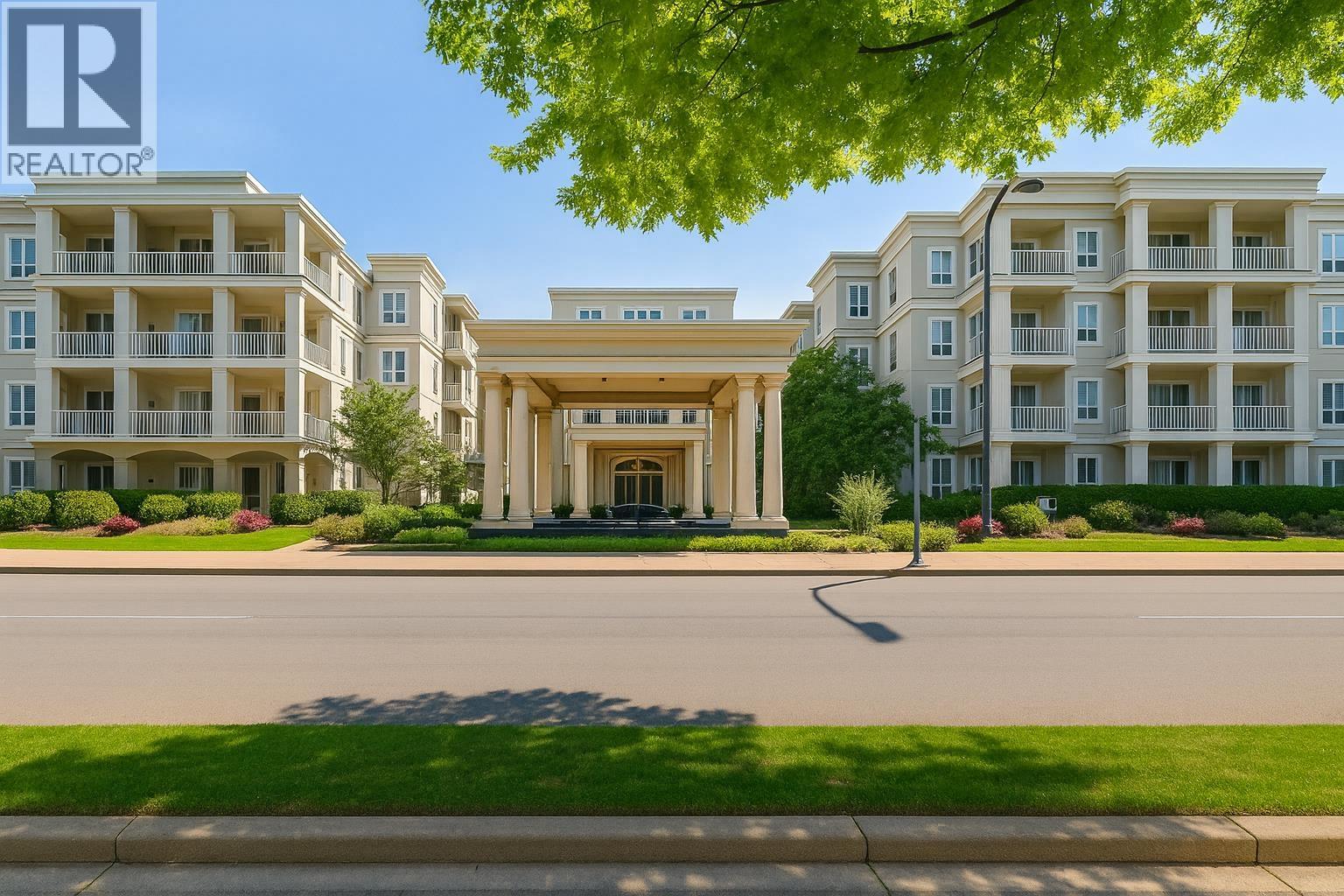 343 3098 GUILDFORD WAY, Coquitlam, British Columbia