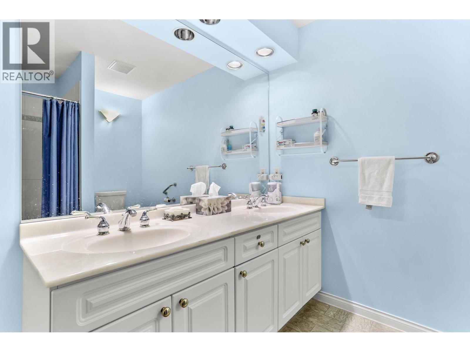 343 3098 Guildford Way, Coquitlam, British Columbia  V3B 7W8 - Photo 20 - R3070584