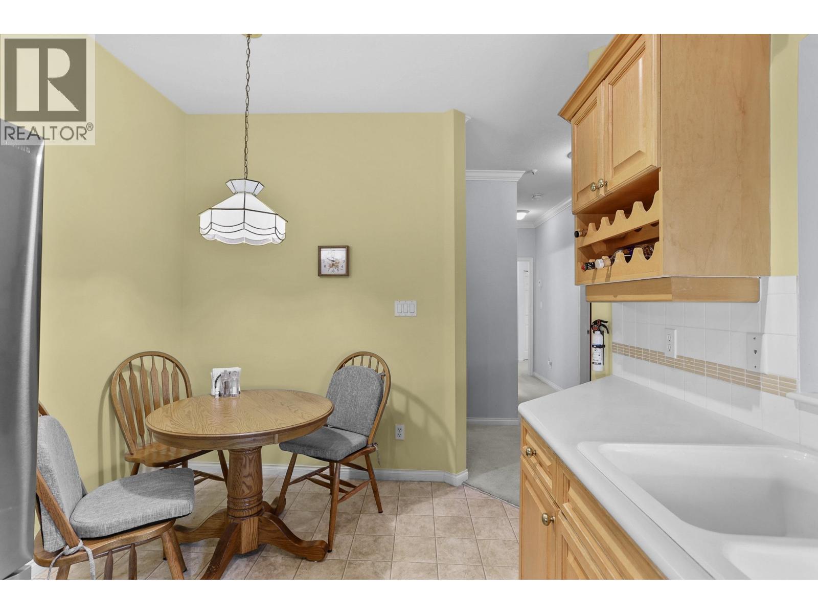 343 3098 Guildford Way, Coquitlam, British Columbia  V3B 7W8 - Photo 13 - R3070584