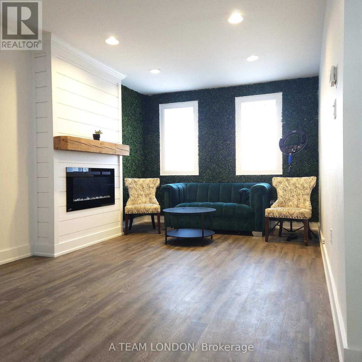 286 Dundas Street, London East, Ontario  N6B 1T6 - Photo 13 - X12584294