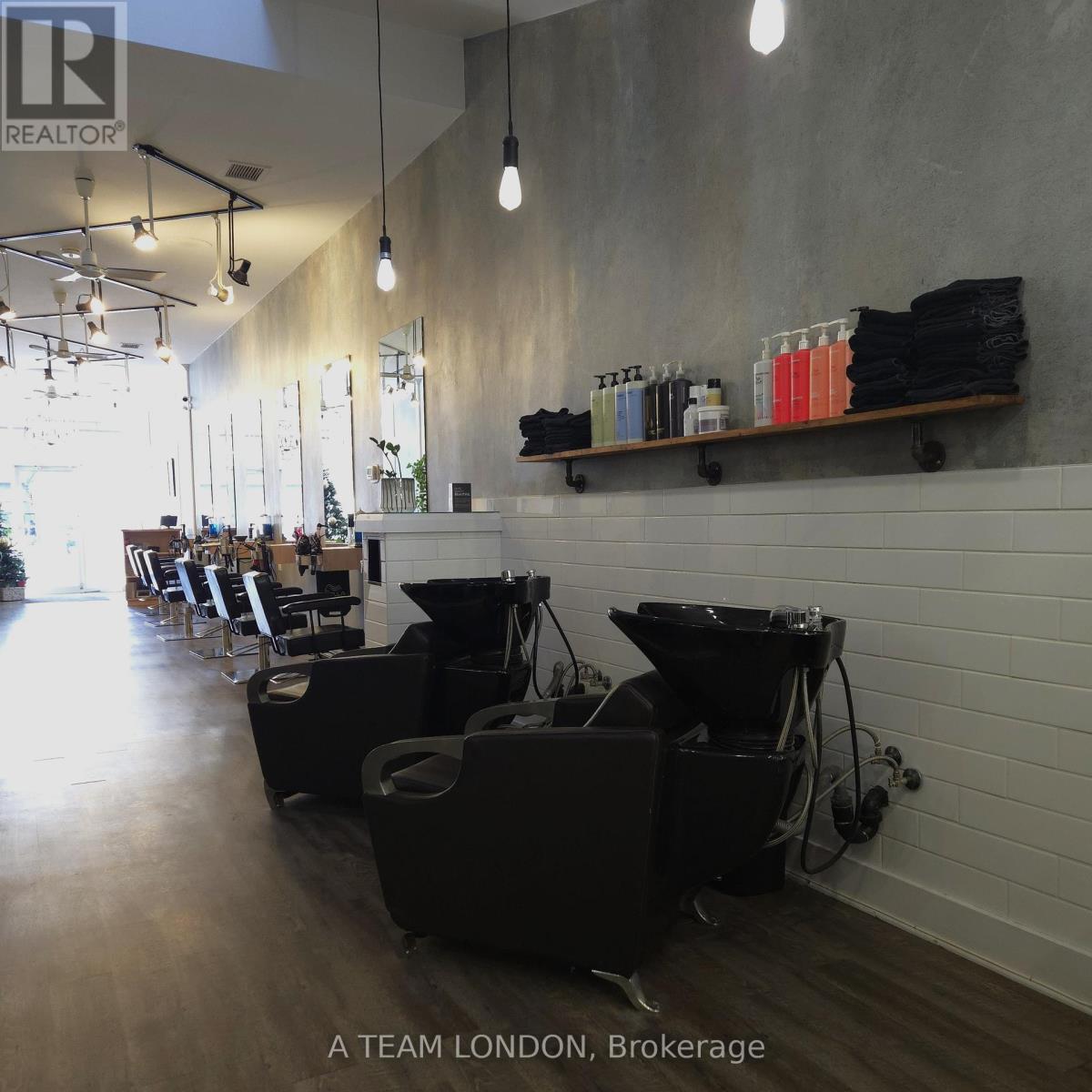 286 Dundas Street, London East, Ontario  N6B 1T6 - Photo 6 - X12584294