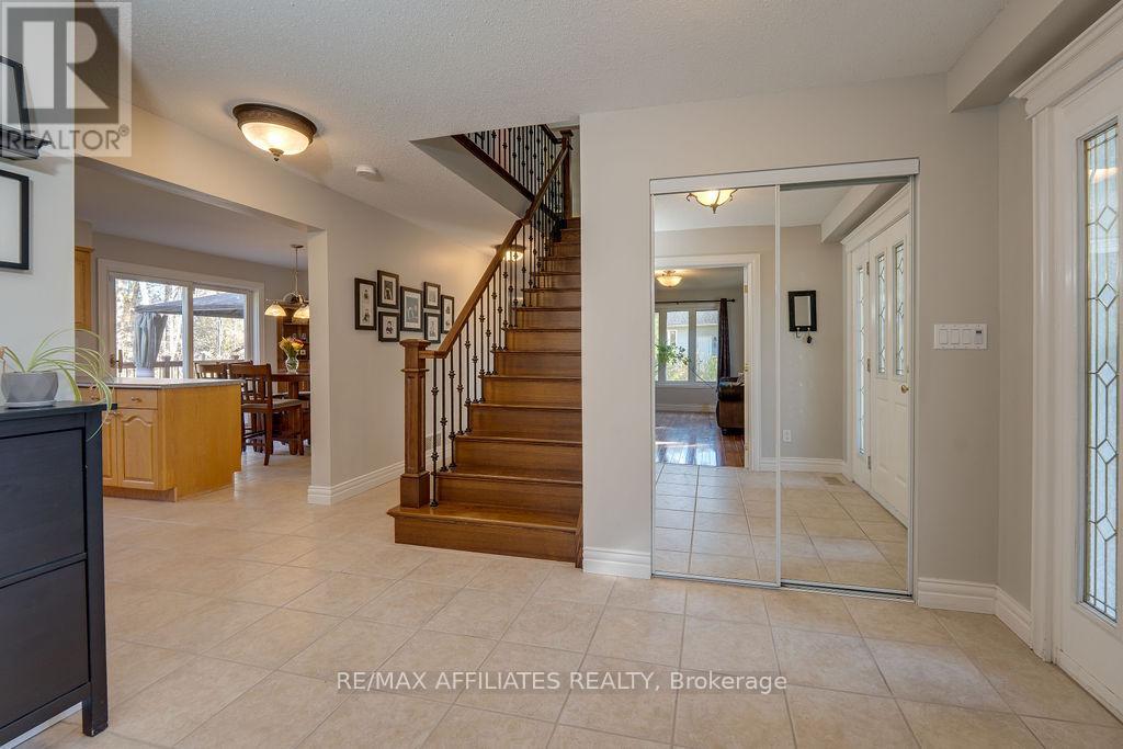 7089 Bush Drive, Ottawa, Ontario  K4P 1M8 - Photo 3 - X12493778