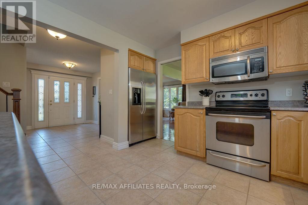 7089 Bush Drive, Ottawa, Ontario  K4P 1M8 - Photo 9 - X12493778