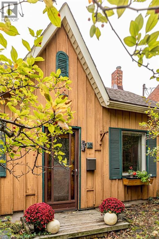 19 Blythe Street, Hamilton, Ontario  L8N 2W3 - Photo 2 - 40781141