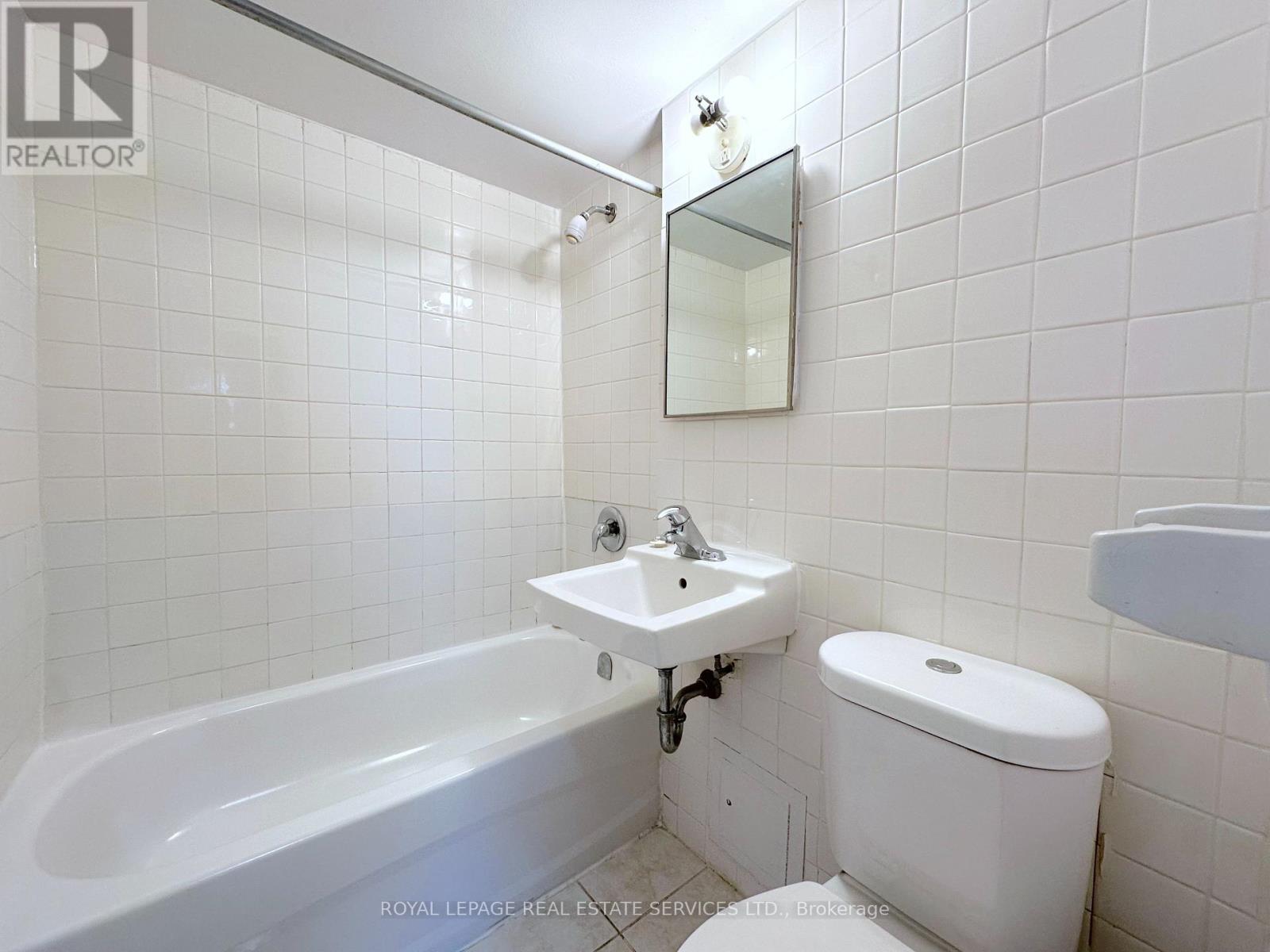 1217 - 99 Howard Street, Toronto, Ontario  M4X 1K1 - Photo 9 - C12584298