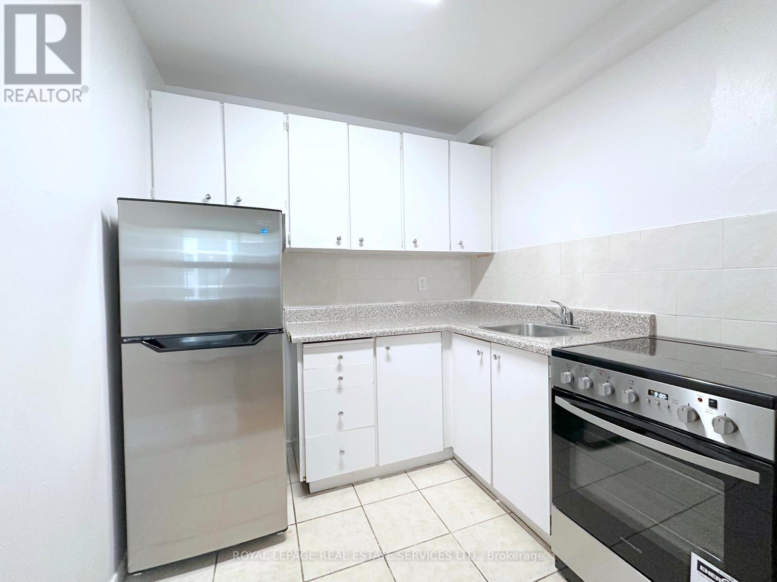 803 - 99 Howard Street, Toronto, Ontario  M4X 1K1 - Photo 3 - C12584300