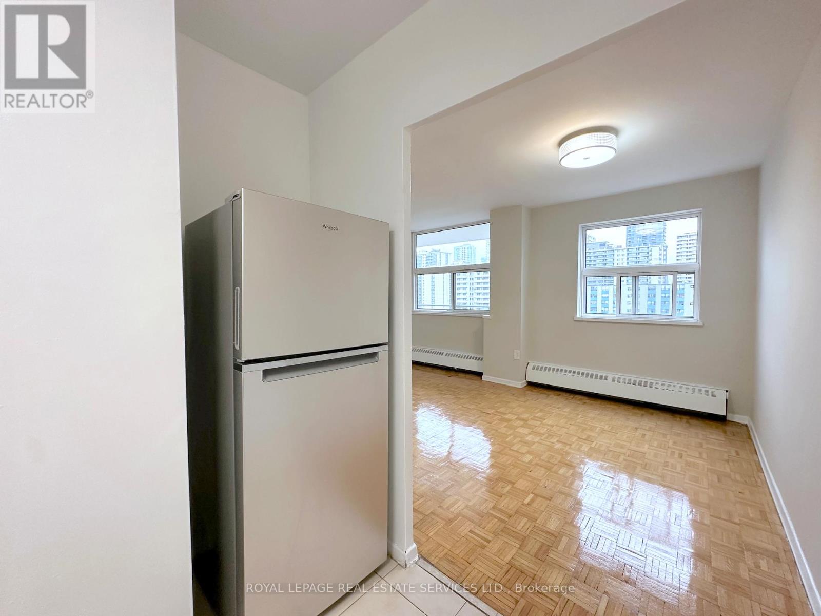 1509 - 135 Rose Avenue, Toronto, Ontario  M4X 1P1 - Photo 6 - C12584308